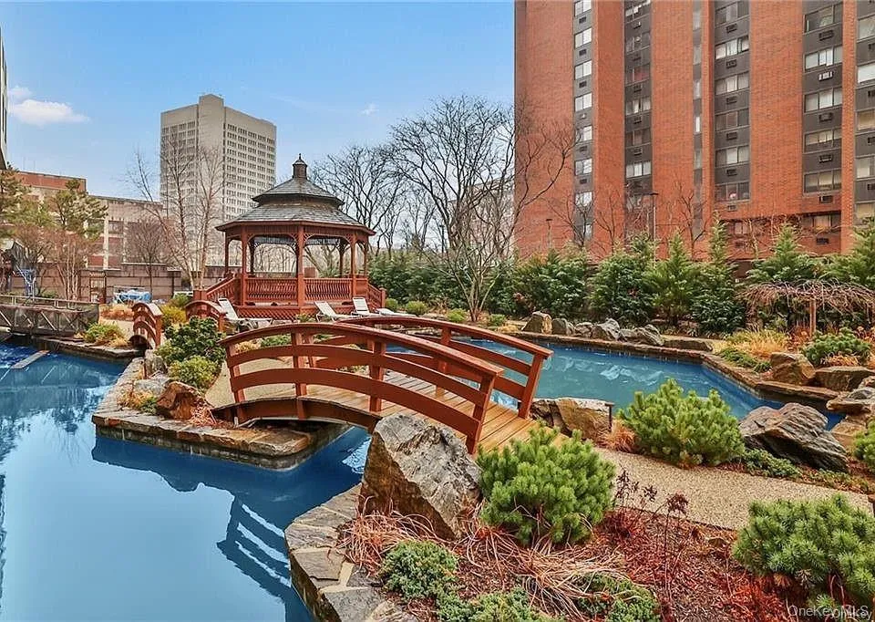 4 Martine Avenue, White Plains, NY, 2 Bedrooms Bedrooms, 4 Rooms Rooms,2 BathroomsBathrooms,Residential Lease,For Rent,Martine,0,973426 4 Martine Avenue, White Plains, NY, 2 Bedrooms Bedrooms, 4 Rooms Rooms,2 BathroomsBathrooms,Residential Lease,For Rent,Martine,0,973426