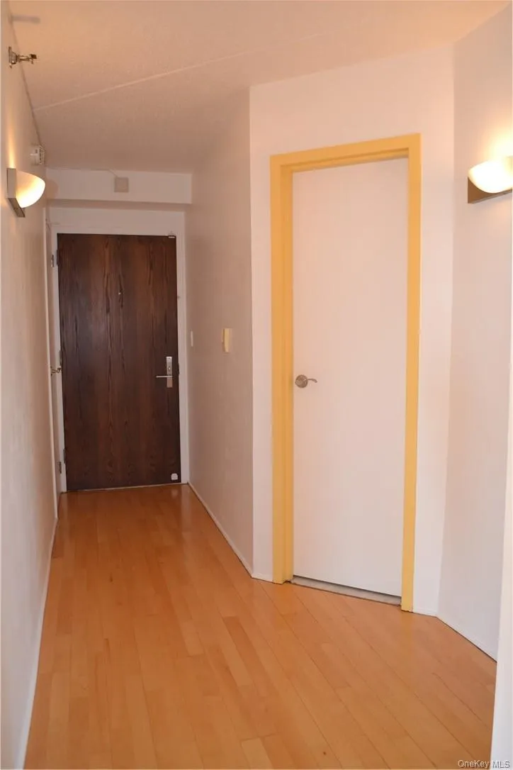 4 Martine Avenue, White Plains, NY, 2 Bedrooms Bedrooms, 4 Rooms Rooms,2 BathroomsBathrooms,Residential Lease,For Rent,Martine,0,973426 4 Martine Avenue, White Plains, NY, 2 Bedrooms Bedrooms, 4 Rooms Rooms,2 BathroomsBathrooms,Residential Lease,For Rent,Martine,0,973426