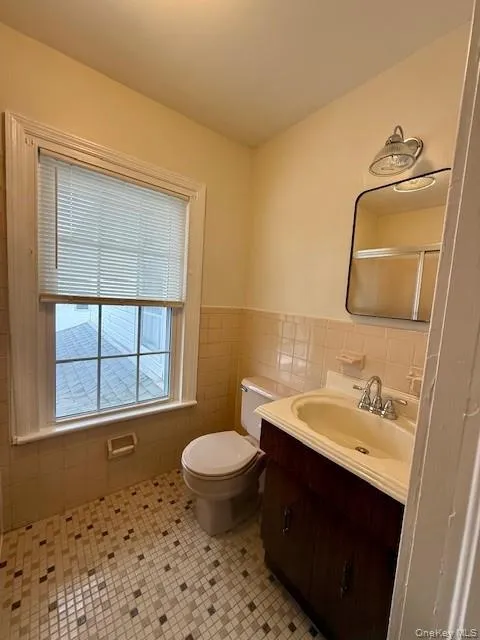 245 Scudder Avenue, Huntington, NY, 1 Bedroom Bedrooms, 3 Rooms Rooms,1 BathroomBathrooms,Residential Lease,For Rent,Scudder Avenue,0,973430 245 Scudder Avenue, Huntington, NY, 1 Bedroom Bedrooms, 3 Rooms Rooms,1 BathroomBathrooms,Residential Lease,For Rent,Scudder Avenue,0,973430