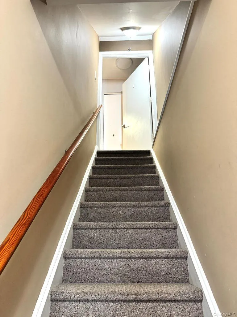 11 Livingston Manor, Greenburgh, NY, 2 Bedrooms Bedrooms, 5 Rooms Rooms,1 BathroomBathrooms,Residential,For Rent,Livingston,0,973445 11 Livingston Manor, Greenburgh, NY, 2 Bedrooms Bedrooms, 5 Rooms Rooms,1 BathroomBathrooms,Residential,For Rent,Livingston,0,973445