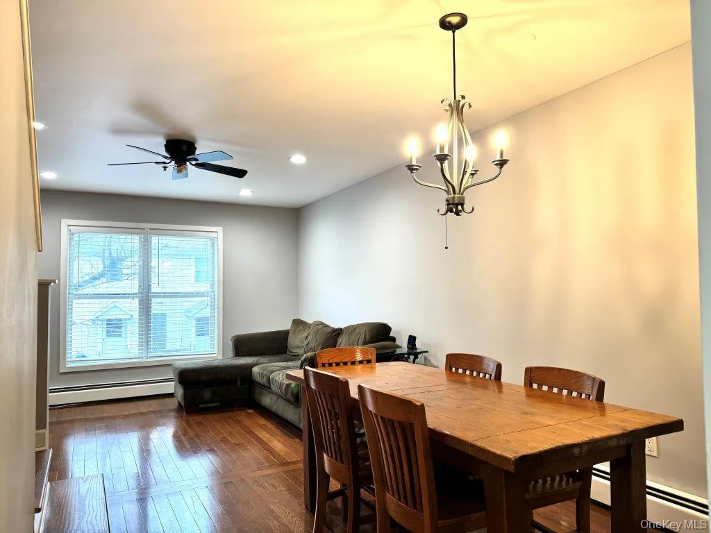 11 Livingston Manor, Greenburgh, NY, 2 Bedrooms Bedrooms, 5 Rooms Rooms,1 BathroomBathrooms,Residential,For Rent,Livingston,0,973445 11 Livingston Manor, Greenburgh, NY, 2 Bedrooms Bedrooms, 5 Rooms Rooms,1 BathroomBathrooms,Residential,For Rent,Livingston,0,973445