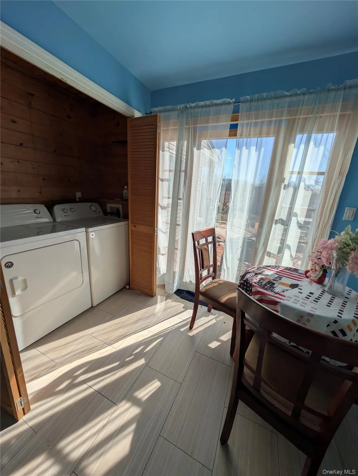 127 Johns Neck Road, Brookhaven, NY, 3 Bedrooms Bedrooms, 6 Rooms Rooms,2 BathroomsBathrooms,Residential,For Rent,Johns Neck,0,973453 127 Johns Neck Road, Brookhaven, NY, 3 Bedrooms Bedrooms, 6 Rooms Rooms,2 BathroomsBathrooms,Residential,For Rent,Johns Neck,0,973453