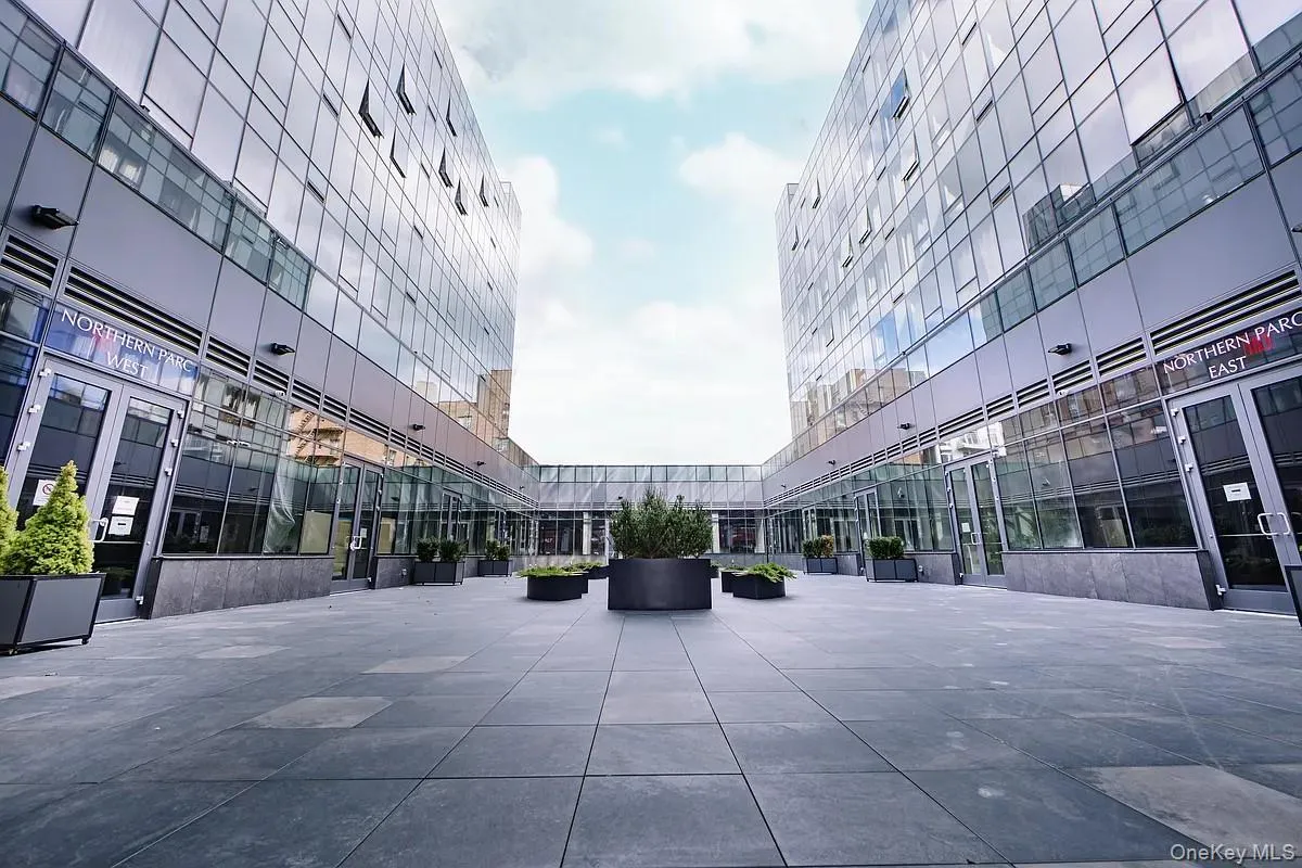 14449 Northern Boulevard, New York, NY, 1 Bedroom Bedrooms, 3 Rooms Rooms,1 BathroomBathrooms,Residential Lease,For Rent,Northern,0,973458 14449 Northern Boulevard, New York, NY, 1 Bedroom Bedrooms, 3 Rooms Rooms,1 BathroomBathrooms,Residential Lease,For Rent,Northern,0,973458