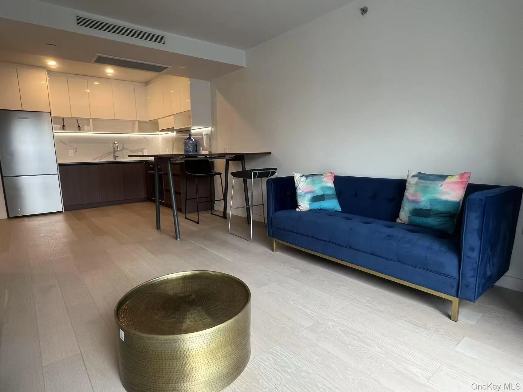 14449 Northern Boulevard, New York, NY, 1 Bedroom Bedrooms, 3 Rooms Rooms,1 BathroomBathrooms,Residential Lease,For Rent,Northern,0,973466 14449 Northern Boulevard, New York, NY, 1 Bedroom Bedrooms, 3 Rooms Rooms,1 BathroomBathrooms,Residential Lease,For Rent,Northern,0,973466