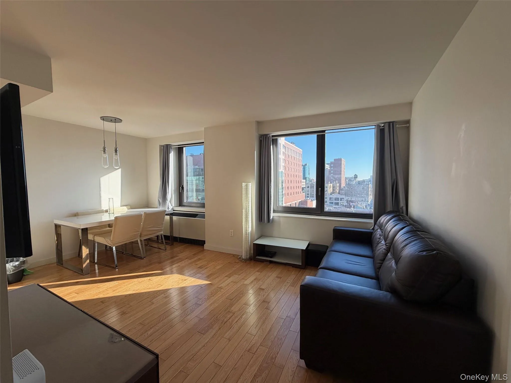 39-16 Prince Street, New York, NY, 1 Bedroom Bedrooms, 3 Rooms Rooms,1 BathroomBathrooms,Residential Lease,For Rent,Prince,0,973475 39-16 Prince Street, New York, NY, 1 Bedroom Bedrooms, 3 Rooms Rooms,1 BathroomBathrooms,Residential Lease,For Rent,Prince,0,973475