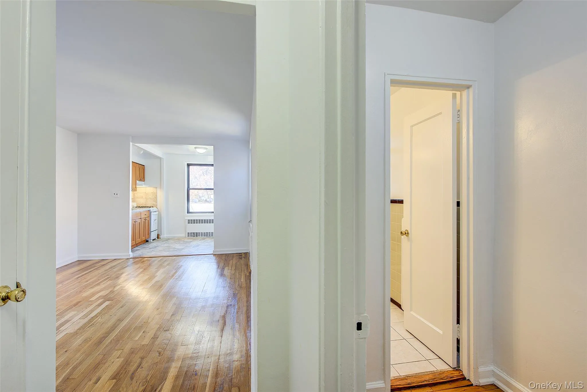 3727 86th Street, New York, NY, 2 Rooms Rooms,1 BathroomBathrooms,Residential Lease,For Rent,86th,0,973489 3727 86th Street, New York, NY, 2 Rooms Rooms,1 BathroomBathrooms,Residential Lease,For Rent,86th,0,973489