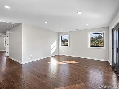 42 Lamport Avenue, Brookhaven, NY, 2 Bedrooms Bedrooms, 5 Rooms Rooms,1 BathroomBathrooms,Residential Lease,For Rent,Lamport,0,973490 42 Lamport Avenue, Brookhaven, NY, 2 Bedrooms Bedrooms, 5 Rooms Rooms,1 BathroomBathrooms,Residential Lease,For Rent,Lamport,0,973490