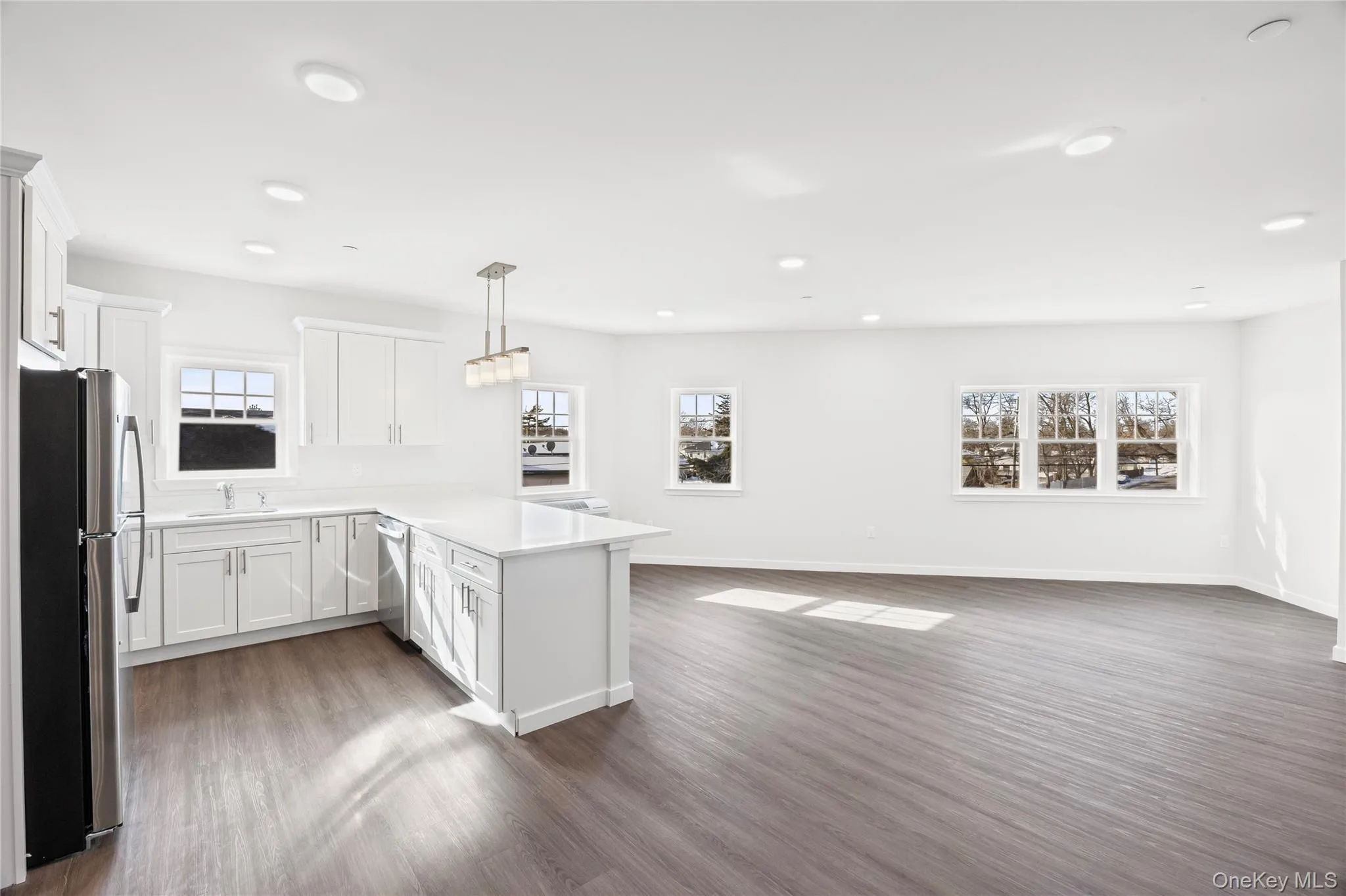 227 4th Avenue, Islip, NY, 1 Bedroom Bedrooms, 3 Rooms Rooms,1 BathroomBathrooms,Residential Lease,For Rent,4th,0,973497 227 4th Avenue, Islip, NY, 1 Bedroom Bedrooms, 3 Rooms Rooms,1 BathroomBathrooms,Residential Lease,For Rent,4th,0,973497