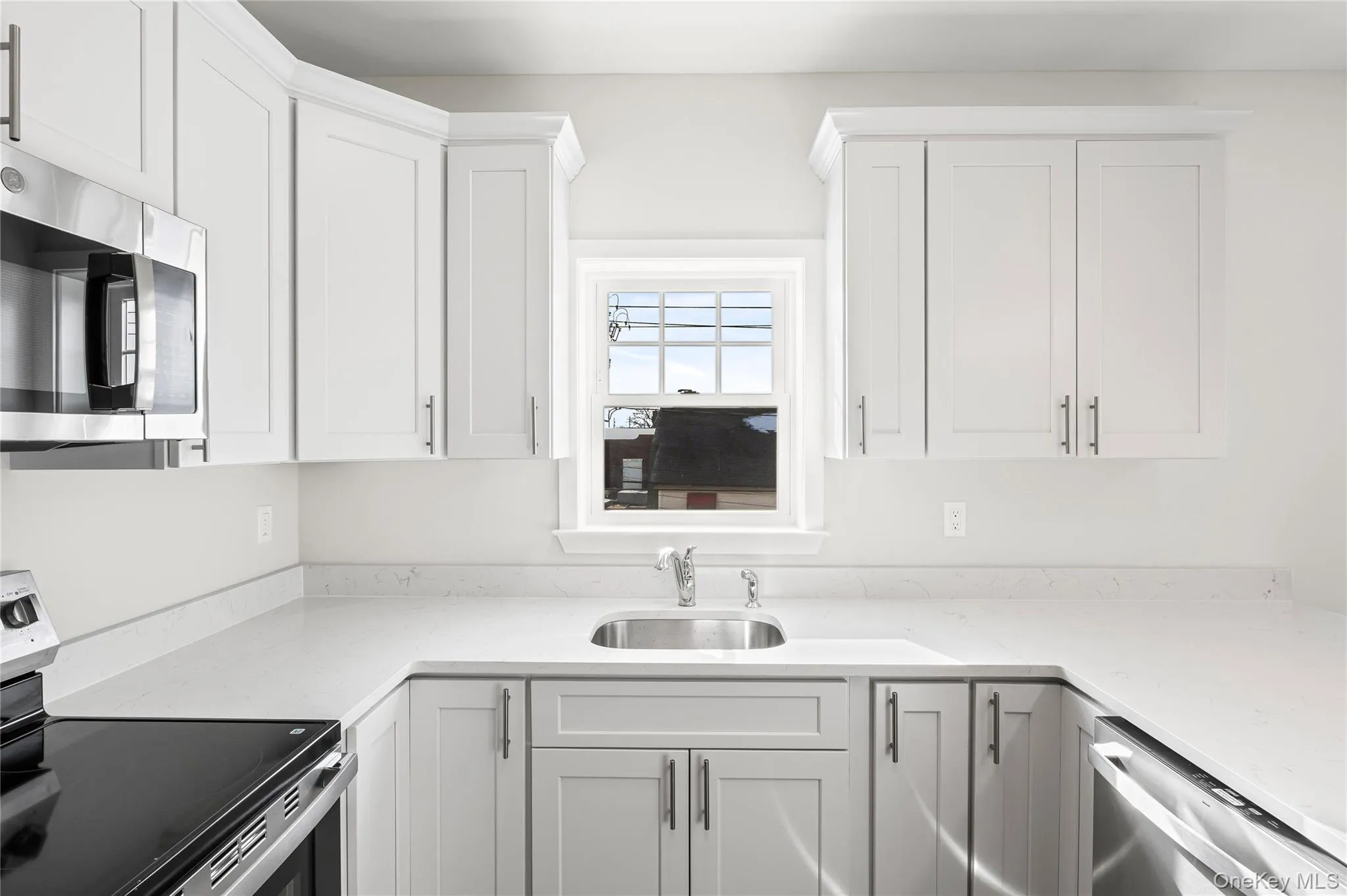 227 4th Avenue, Islip, NY, 1 Bedroom Bedrooms, 3 Rooms Rooms,1 BathroomBathrooms,Residential Lease,For Rent,4th,0,973497 227 4th Avenue, Islip, NY, 1 Bedroom Bedrooms, 3 Rooms Rooms,1 BathroomBathrooms,Residential Lease,For Rent,4th,0,973497