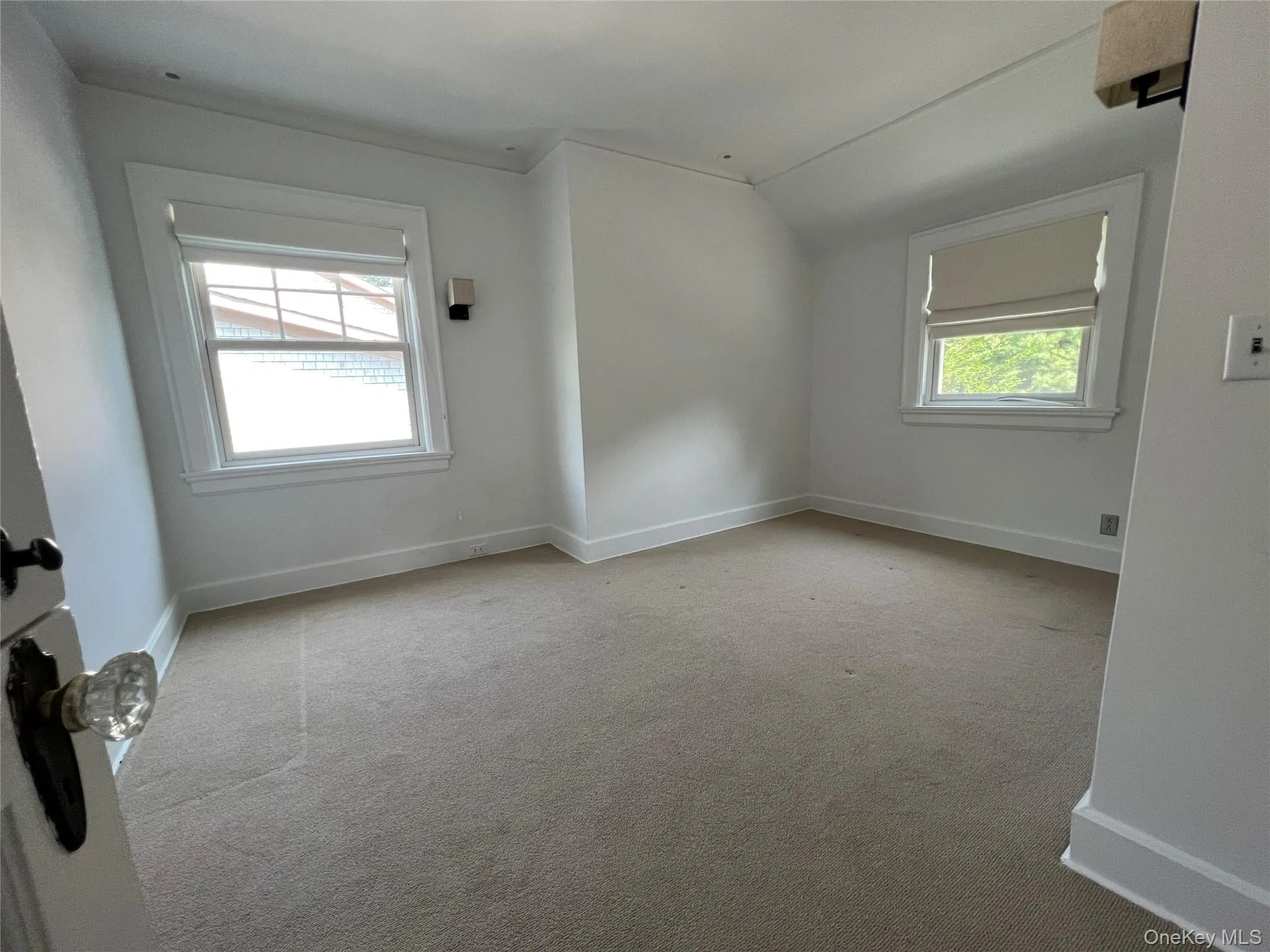 36 Midland Street, Huntington, NY, 3 Bedrooms Bedrooms, 8 Rooms Rooms,2 BathroomsBathrooms,Residential Lease,For Rent,Midland,0,973506 36 Midland Street, Huntington, NY, 3 Bedrooms Bedrooms, 8 Rooms Rooms,2 BathroomsBathrooms,Residential Lease,For Rent,Midland,0,973506