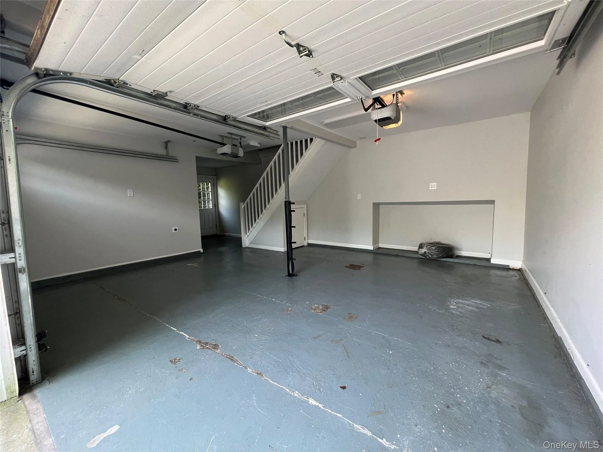 36 Midland Street, Huntington, NY, 3 Bedrooms Bedrooms, 8 Rooms Rooms,2 BathroomsBathrooms,Residential Lease,For Rent,Midland,0,973506 36 Midland Street, Huntington, NY, 3 Bedrooms Bedrooms, 8 Rooms Rooms,2 BathroomsBathrooms,Residential Lease,For Rent,Midland,0,973506