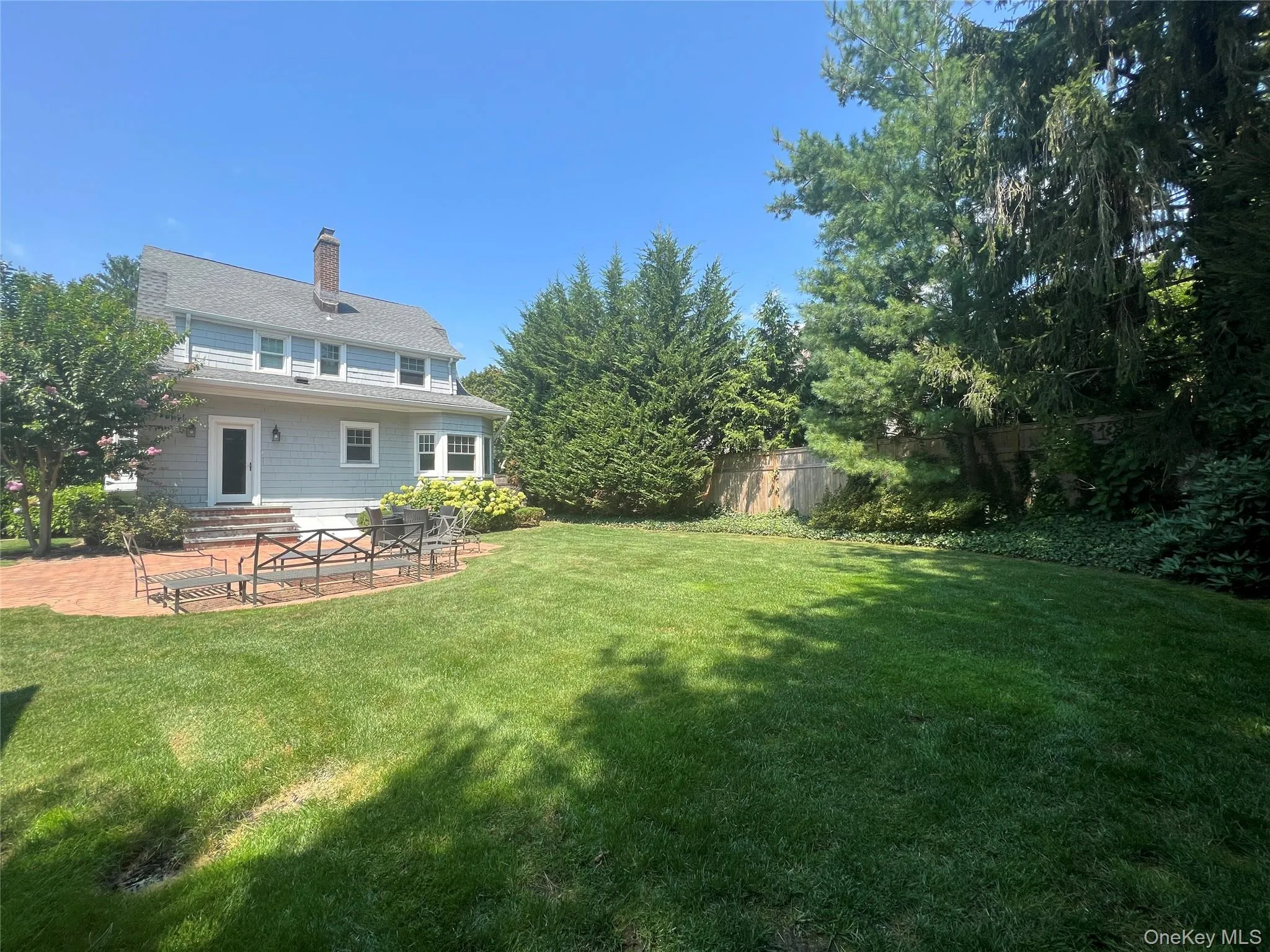 36 Midland Street, Huntington, NY, 3 Bedrooms Bedrooms, 8 Rooms Rooms,2 BathroomsBathrooms,Residential Lease,For Rent,Midland,0,973506 36 Midland Street, Huntington, NY, 3 Bedrooms Bedrooms, 8 Rooms Rooms,2 BathroomsBathrooms,Residential Lease,For Rent,Midland,0,973506