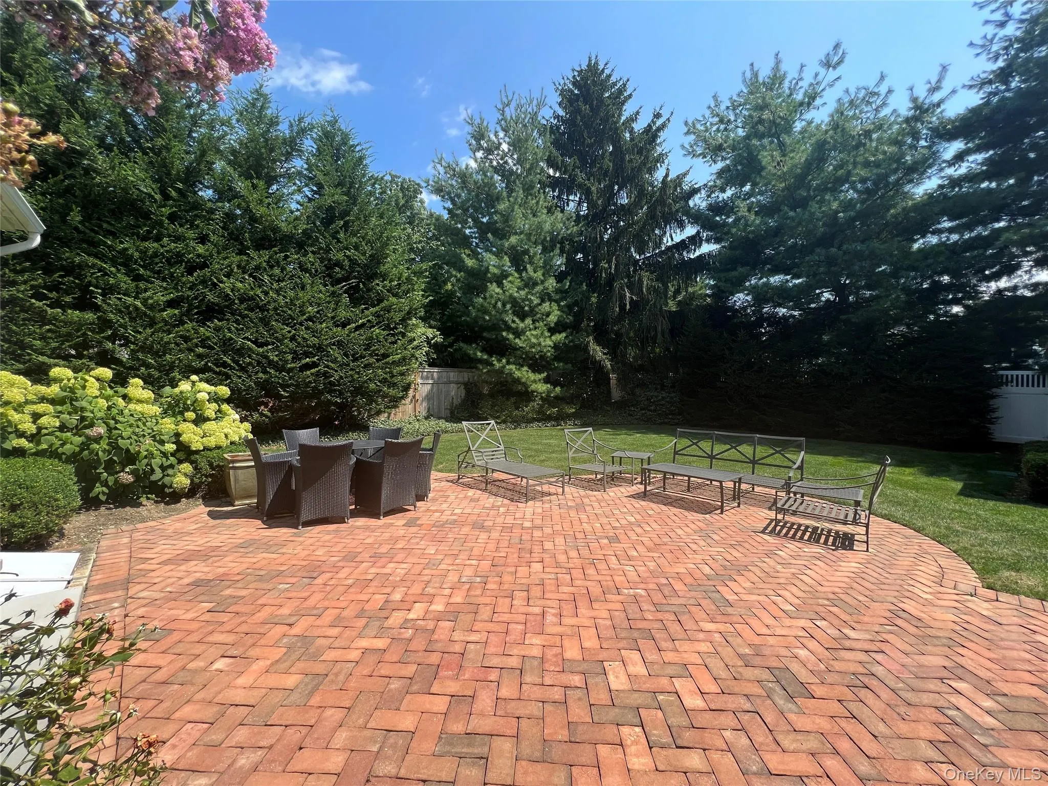 36 Midland Street, Huntington, NY, 3 Bedrooms Bedrooms, 8 Rooms Rooms,2 BathroomsBathrooms,Residential Lease,For Rent,Midland,0,973506 36 Midland Street, Huntington, NY, 3 Bedrooms Bedrooms, 8 Rooms Rooms,2 BathroomsBathrooms,Residential Lease,For Rent,Midland,0,973506