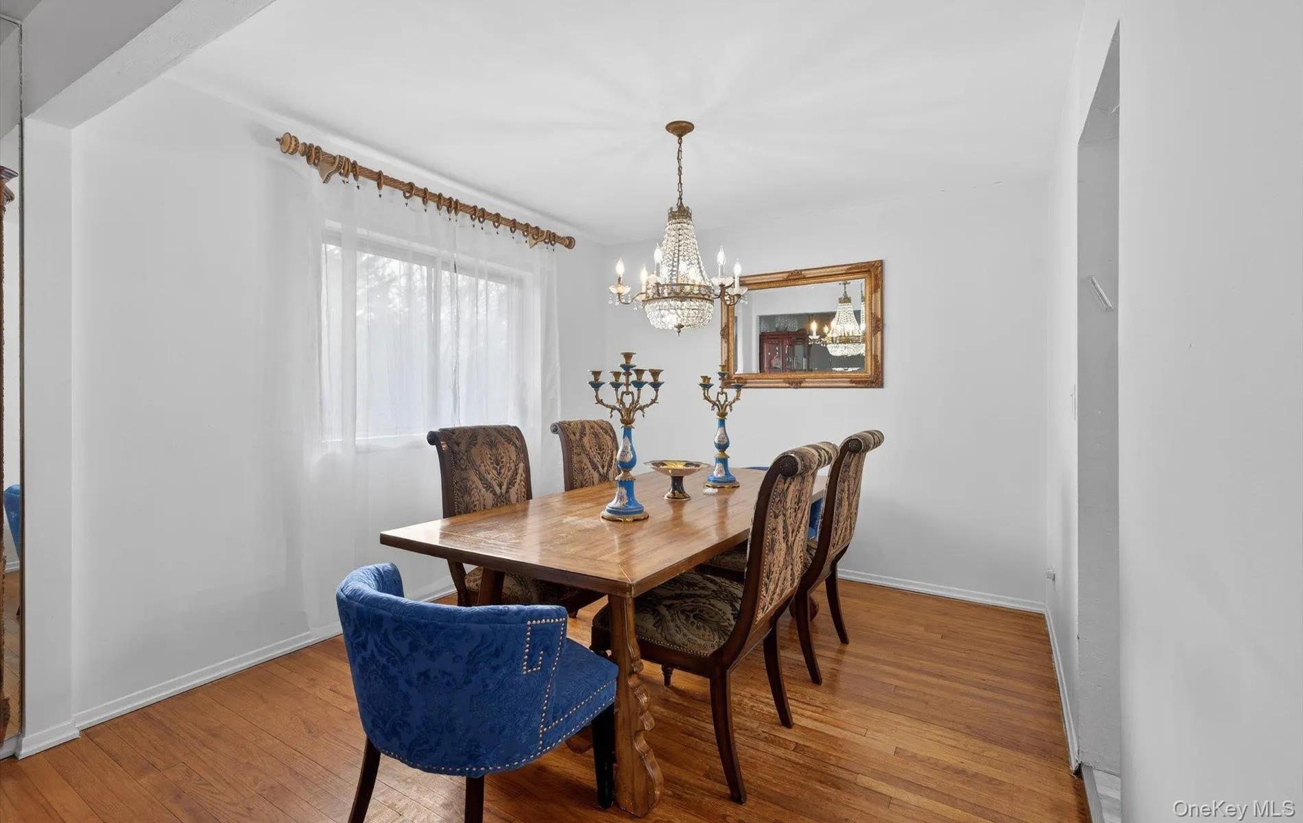 372 Clay Pitts Road, Huntington, NY, 4 Bedrooms Bedrooms, 9 Rooms Rooms,1 BathroomBathrooms,Residential,For Rent,Clay Pitts,0,973517 372 Clay Pitts Road, Huntington, NY, 4 Bedrooms Bedrooms, 9 Rooms Rooms,1 BathroomBathrooms,Residential,For Rent,Clay Pitts,0,973517