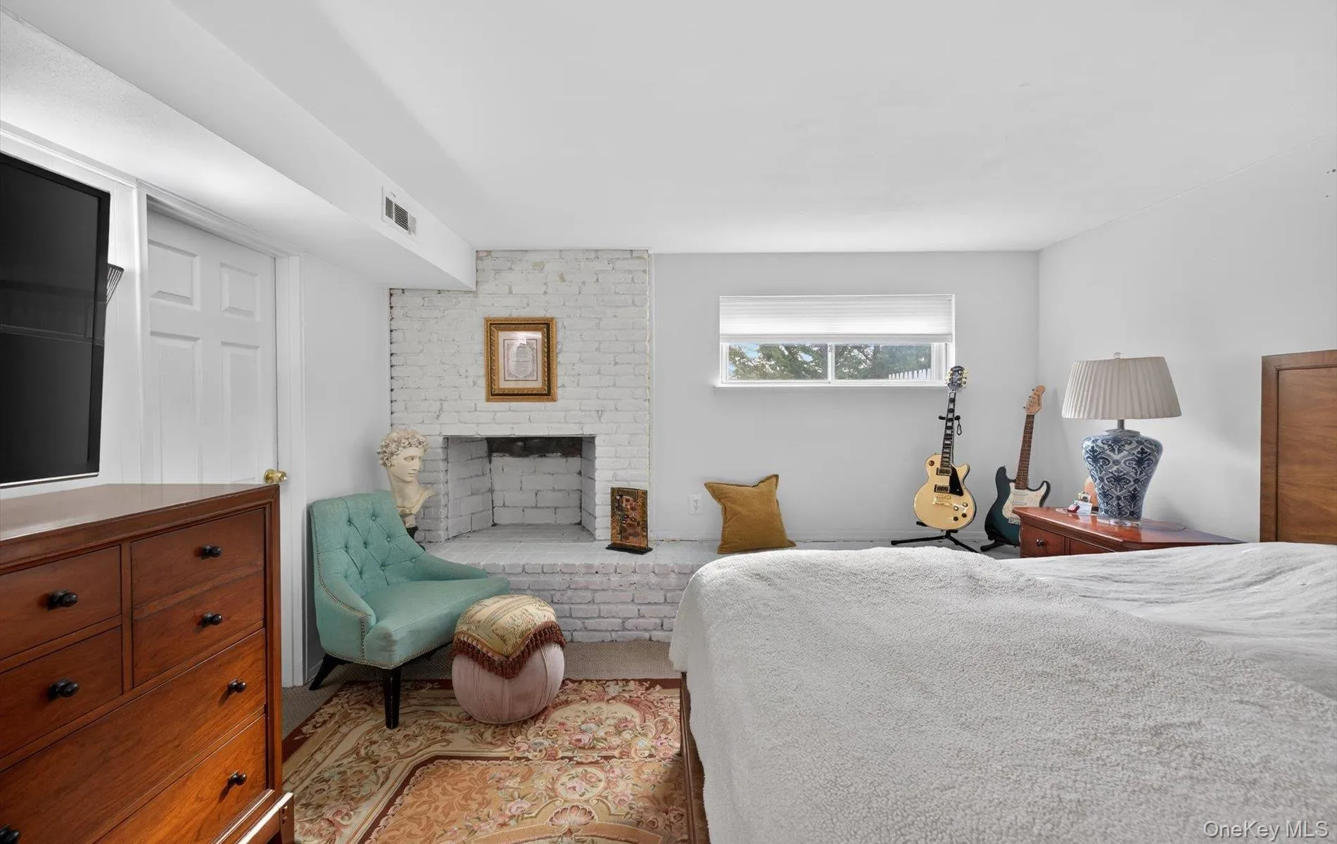 372 Clay Pitts Road, Huntington, NY, 4 Bedrooms Bedrooms, 9 Rooms Rooms,1 BathroomBathrooms,Residential,For Rent,Clay Pitts,0,973517 372 Clay Pitts Road, Huntington, NY, 4 Bedrooms Bedrooms, 9 Rooms Rooms,1 BathroomBathrooms,Residential,For Rent,Clay Pitts,0,973517