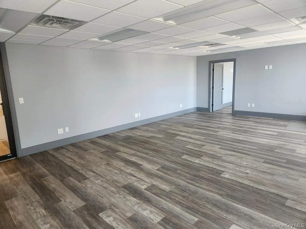 399 Conklin Street, Oyster Bay, NY, ,Commercial Lease,For Rent,Conklin,0,973537 399 Conklin Street, Oyster Bay, NY, ,Commercial Lease,For Rent,Conklin,0,973537