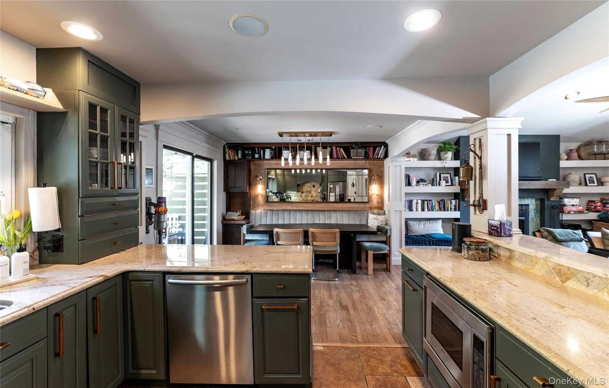 602 Palmer Drive, Clarkstown, NY, 4 Bedrooms Bedrooms, 8 Rooms Rooms,3 BathroomsBathrooms,Residential Lease,For Rent,Palmer,0,973566 602 Palmer Drive, Clarkstown, NY, 4 Bedrooms Bedrooms, 8 Rooms Rooms,3 BathroomsBathrooms,Residential Lease,For Rent,Palmer,0,973566