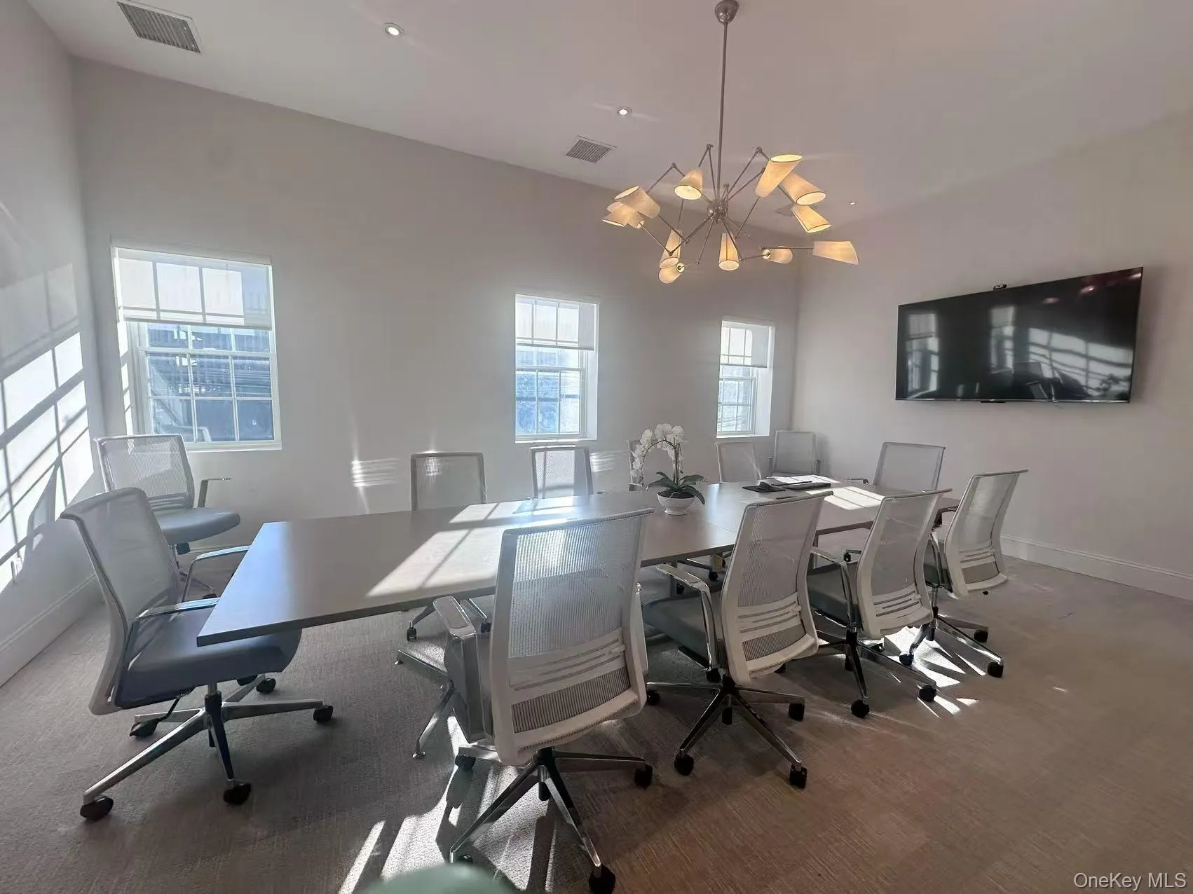 42 Middle Neck Road, North Hempstead, NY, ,Commercial Lease,For Rent,Middle Neck,0,973582 42 Middle Neck Road, North Hempstead, NY, ,Commercial Lease,For Rent,Middle Neck,0,973582