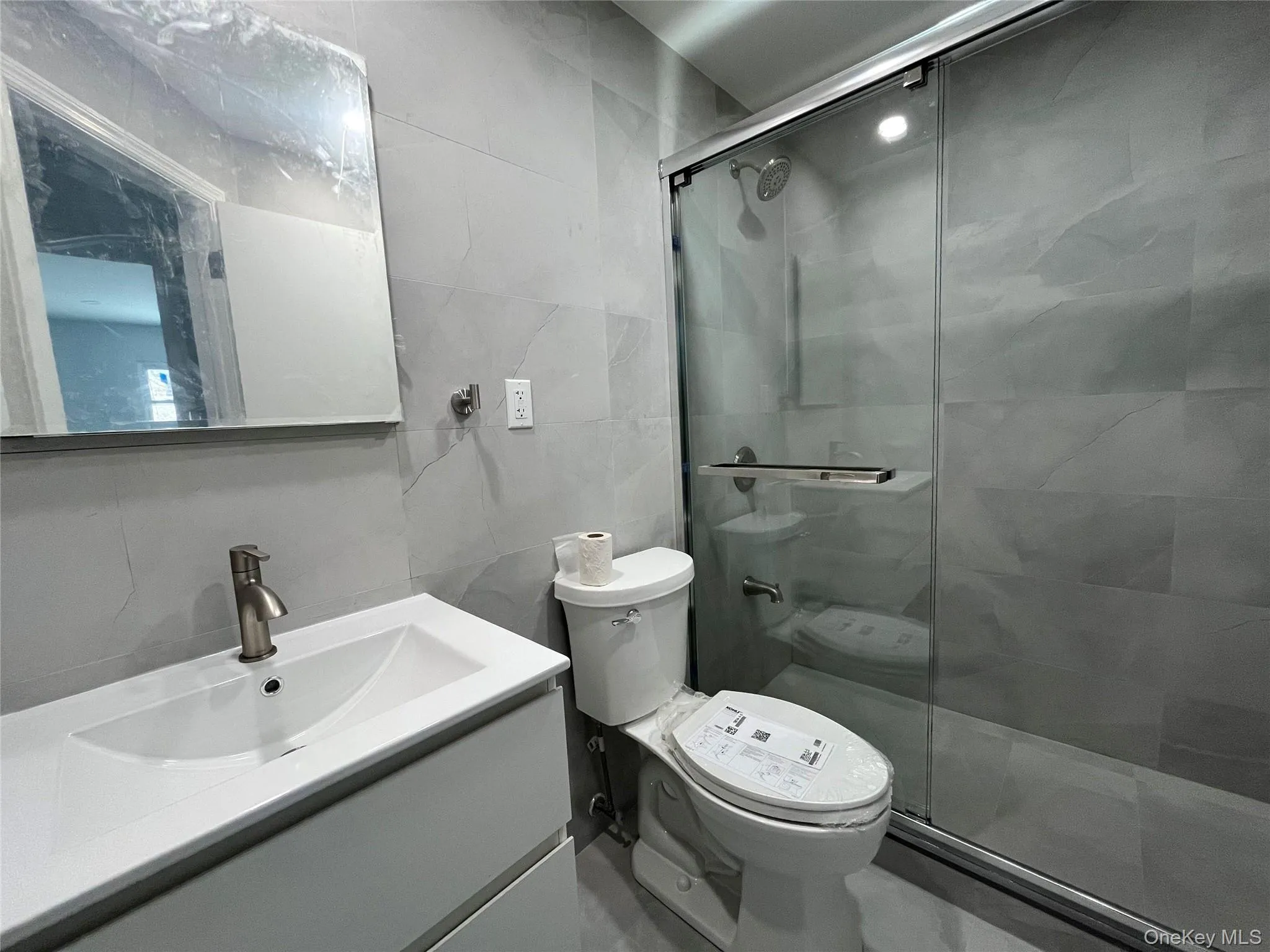 3422 Brookside Street, New York, NY, 2 Bedrooms Bedrooms, 6 Rooms Rooms,3 BathroomsBathrooms,Residential Lease,For Rent,Brookside,0,973587 3422 Brookside Street, New York, NY, 2 Bedrooms Bedrooms, 6 Rooms Rooms,3 BathroomsBathrooms,Residential Lease,For Rent,Brookside,0,973587