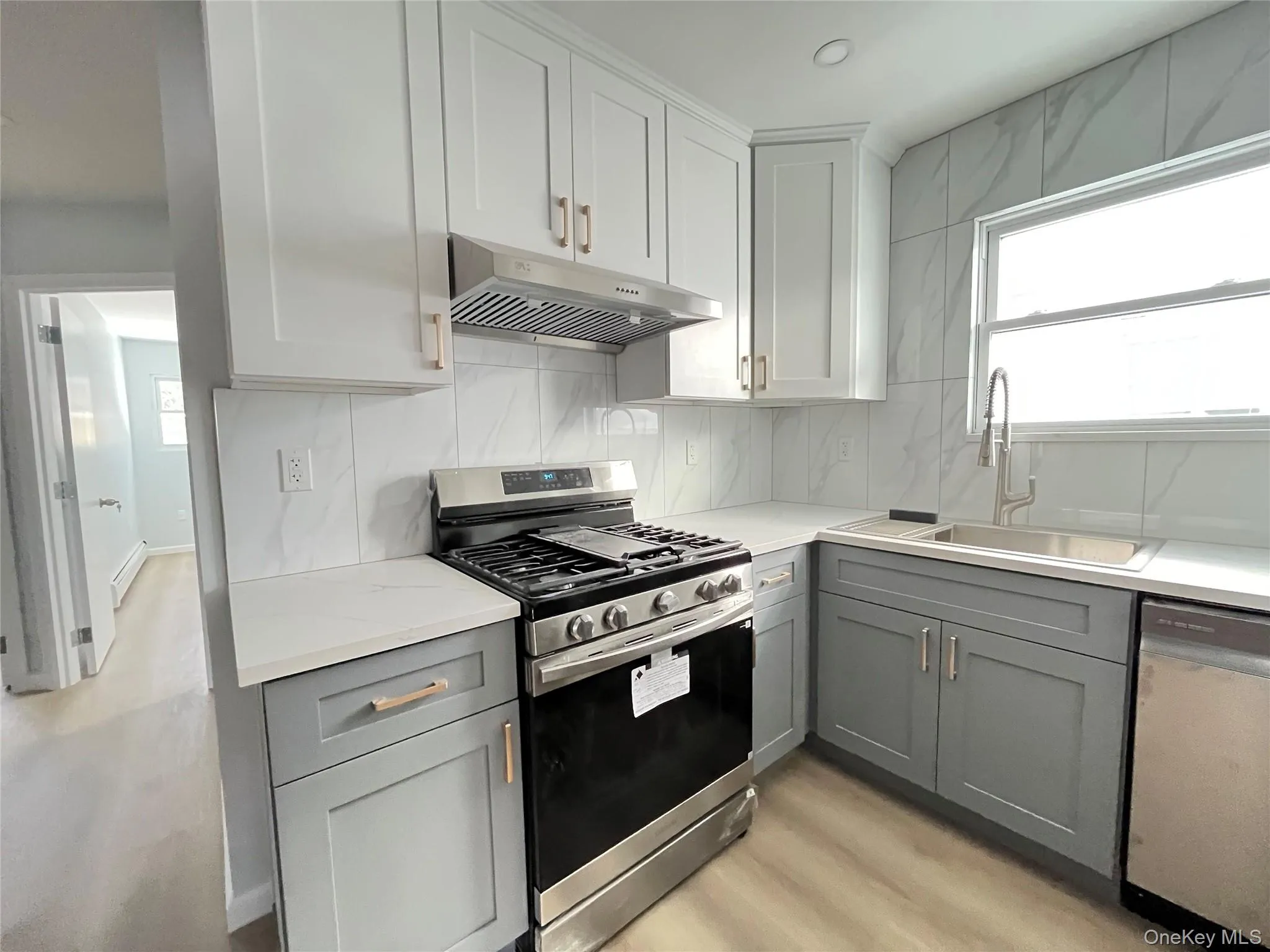 3422 Brookside Street, New York, NY, 2 Bedrooms Bedrooms, 6 Rooms Rooms,3 BathroomsBathrooms,Residential Lease,For Rent,Brookside,0,973587 3422 Brookside Street, New York, NY, 2 Bedrooms Bedrooms, 6 Rooms Rooms,3 BathroomsBathrooms,Residential Lease,For Rent,Brookside,0,973587