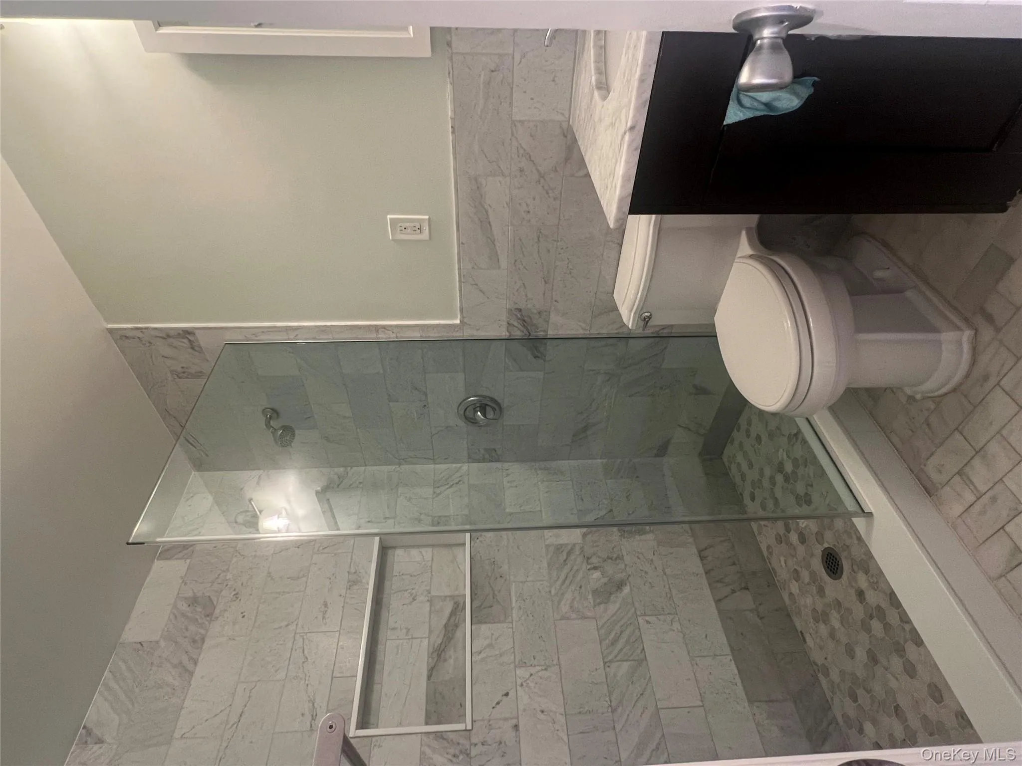 2005 Hazen Street, New York, NY, 3 Bedrooms Bedrooms, 5 Rooms Rooms,2 BathroomsBathrooms,Residential Lease,For Rent,Hazen,0,973590 2005 Hazen Street, New York, NY, 3 Bedrooms Bedrooms, 5 Rooms Rooms,2 BathroomsBathrooms,Residential Lease,For Rent,Hazen,0,973590