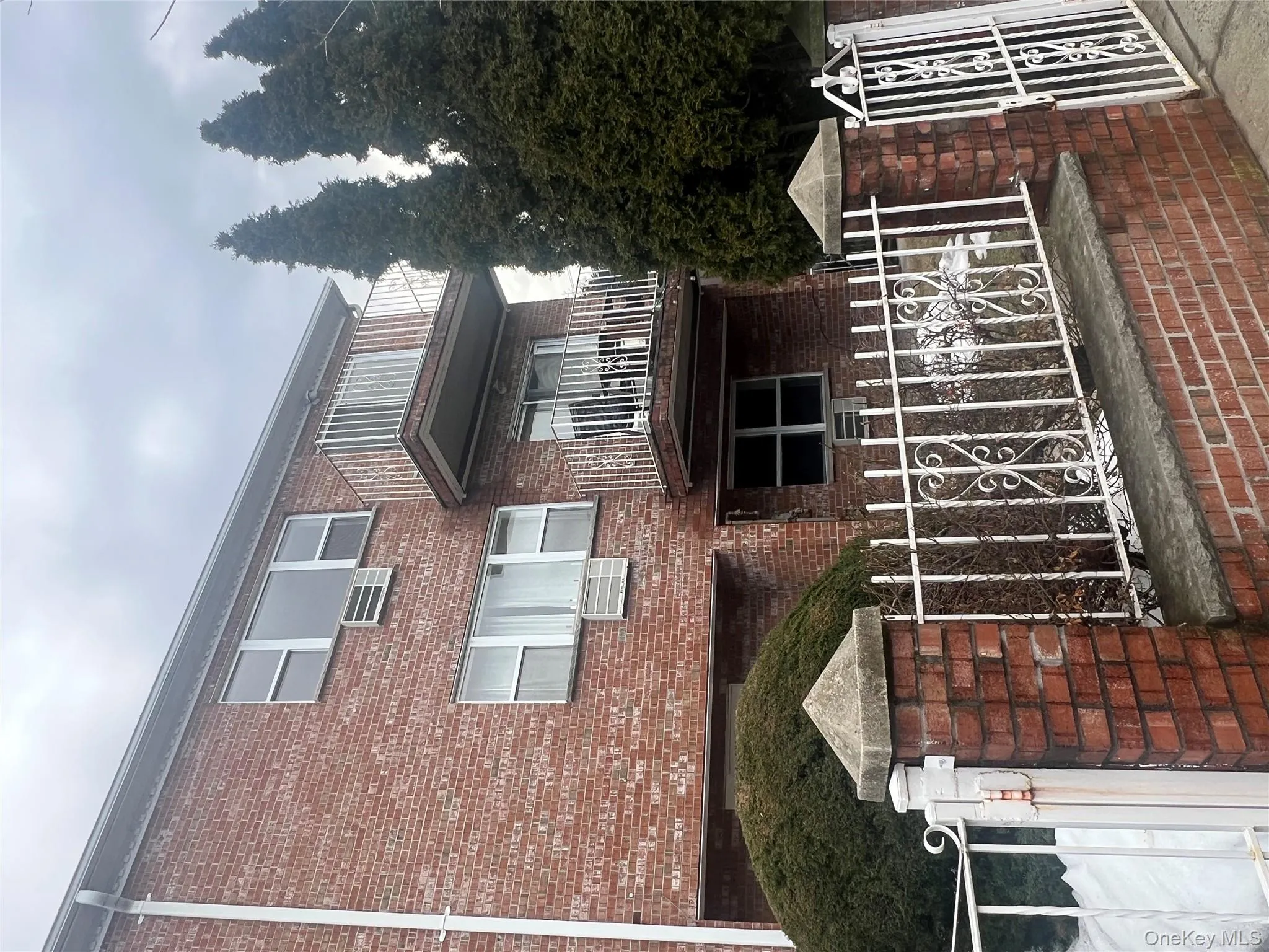 2005 Hazen Street, New York, NY, 3 Bedrooms Bedrooms, 5 Rooms Rooms,2 BathroomsBathrooms,Residential Lease,For Rent,Hazen,0,973590 2005 Hazen Street, New York, NY, 3 Bedrooms Bedrooms, 5 Rooms Rooms,2 BathroomsBathrooms,Residential Lease,For Rent,Hazen,0,973590