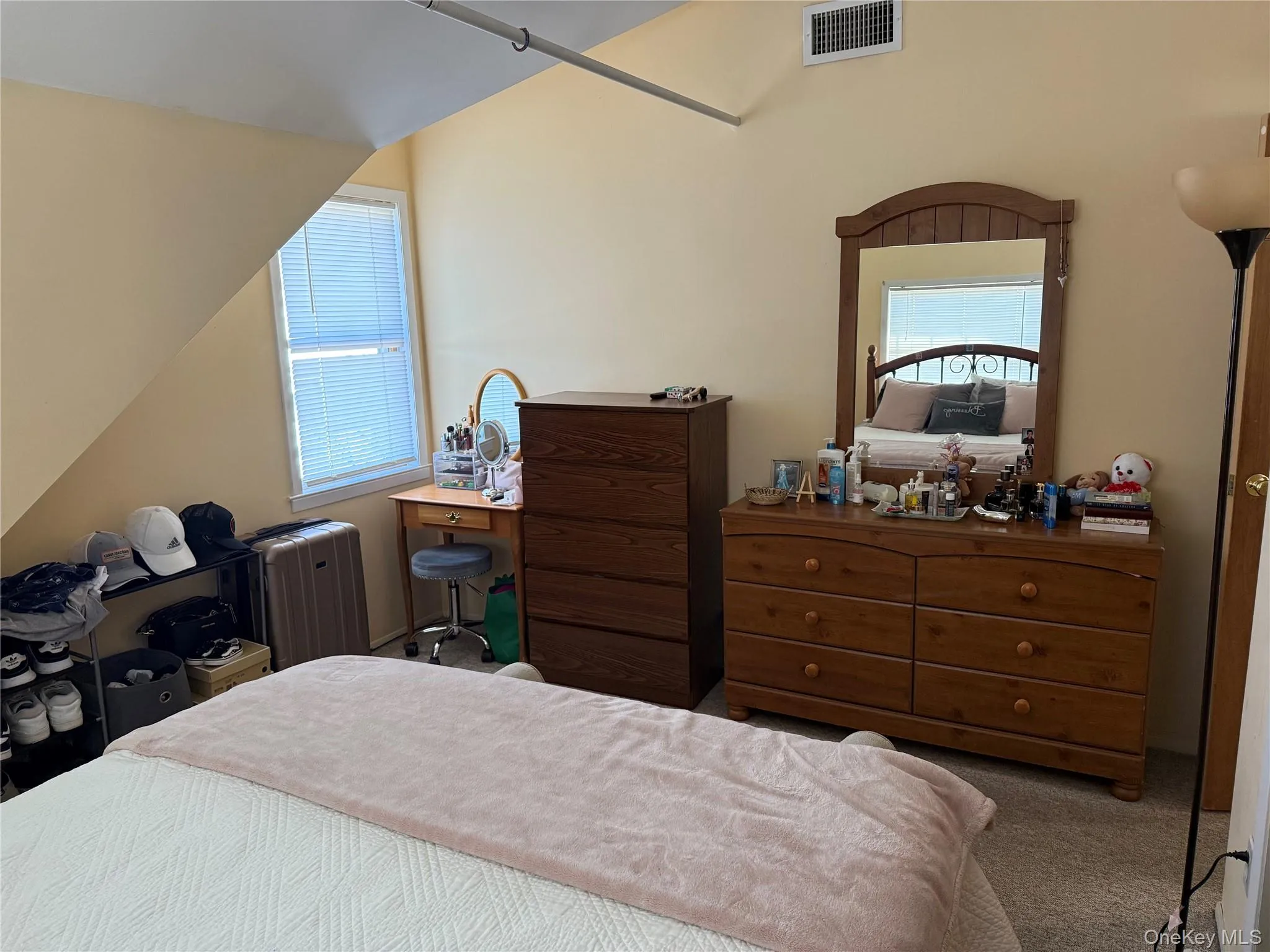 64 Old Riverhead Road, Southampton, NY, 2 Bedrooms Bedrooms, 4 Rooms Rooms,1 BathroomBathrooms,Residential Lease,For Rent,Old Riverhead,0,973592 64 Old Riverhead Road, Southampton, NY, 2 Bedrooms Bedrooms, 4 Rooms Rooms,1 BathroomBathrooms,Residential Lease,For Rent,Old Riverhead,0,973592