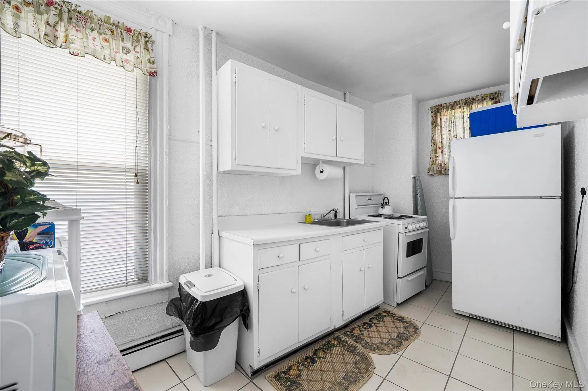 Multi Family Unit#1, 1 Bedroom Apt Multi Family Unit#1, 1 Bedroom Apt