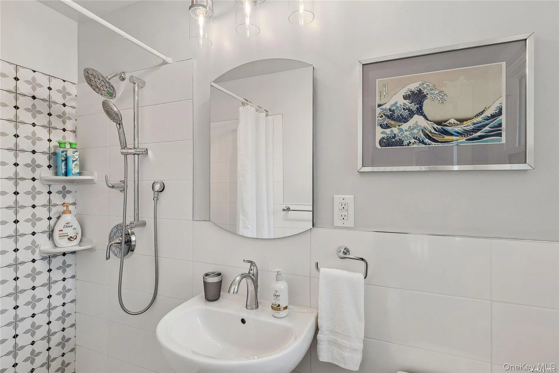 Primary ensuite Primary ensuite