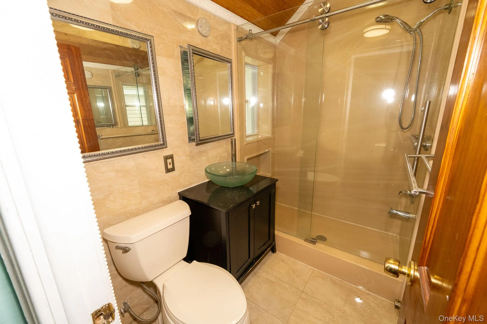 105-41 90th Street, New York, NY, 3 Bedrooms Bedrooms, 7 Rooms Rooms,2 BathroomsBathrooms,Residential Lease,For Rent,90th Street,0,973611 105-41 90th Street, New York, NY, 3 Bedrooms Bedrooms, 7 Rooms Rooms,2 BathroomsBathrooms,Residential Lease,For Rent,90th Street,0,973611