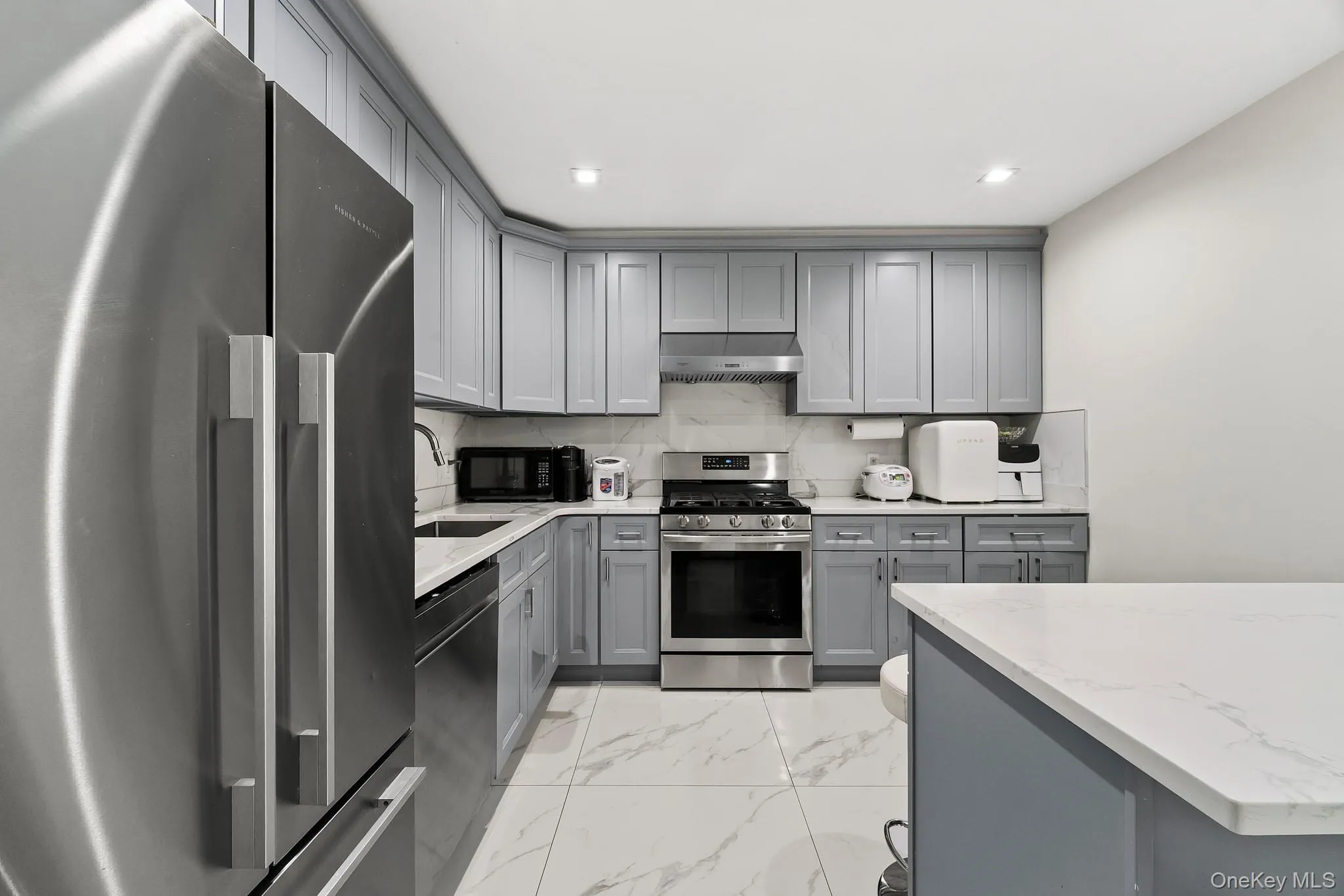 4162 Bowne Street, New York, NY, 2 Bedrooms Bedrooms, 5 Rooms Rooms,1 BathroomBathrooms,Residential,For Rent,Bowne,0,973640 4162 Bowne Street, New York, NY, 2 Bedrooms Bedrooms, 5 Rooms Rooms,1 BathroomBathrooms,Residential,For Rent,Bowne,0,973640