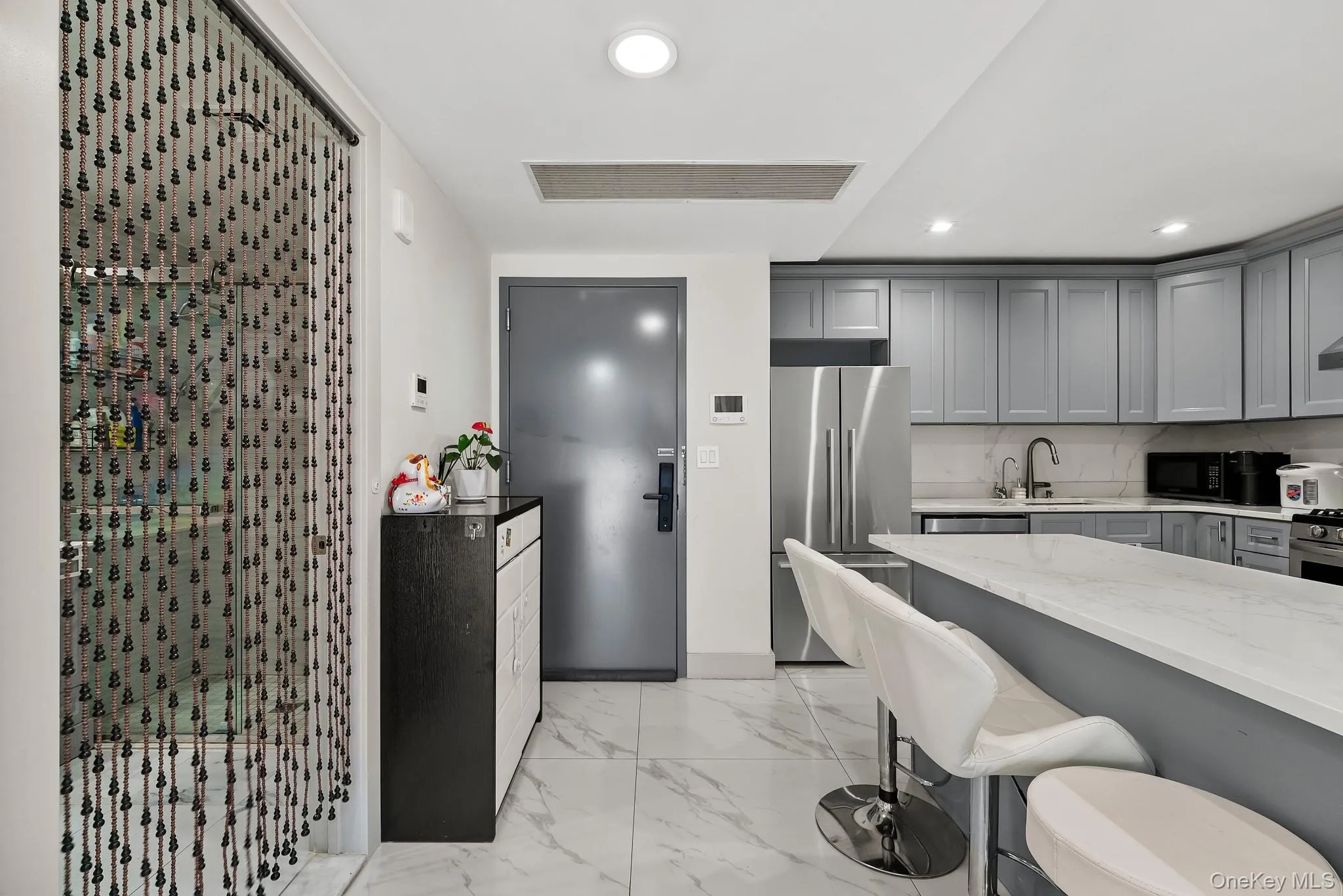 4162 Bowne Street, New York, NY, 2 Bedrooms Bedrooms, 5 Rooms Rooms,1 BathroomBathrooms,Residential,For Rent,Bowne,0,973640 4162 Bowne Street, New York, NY, 2 Bedrooms Bedrooms, 5 Rooms Rooms,1 BathroomBathrooms,Residential,For Rent,Bowne,0,973640