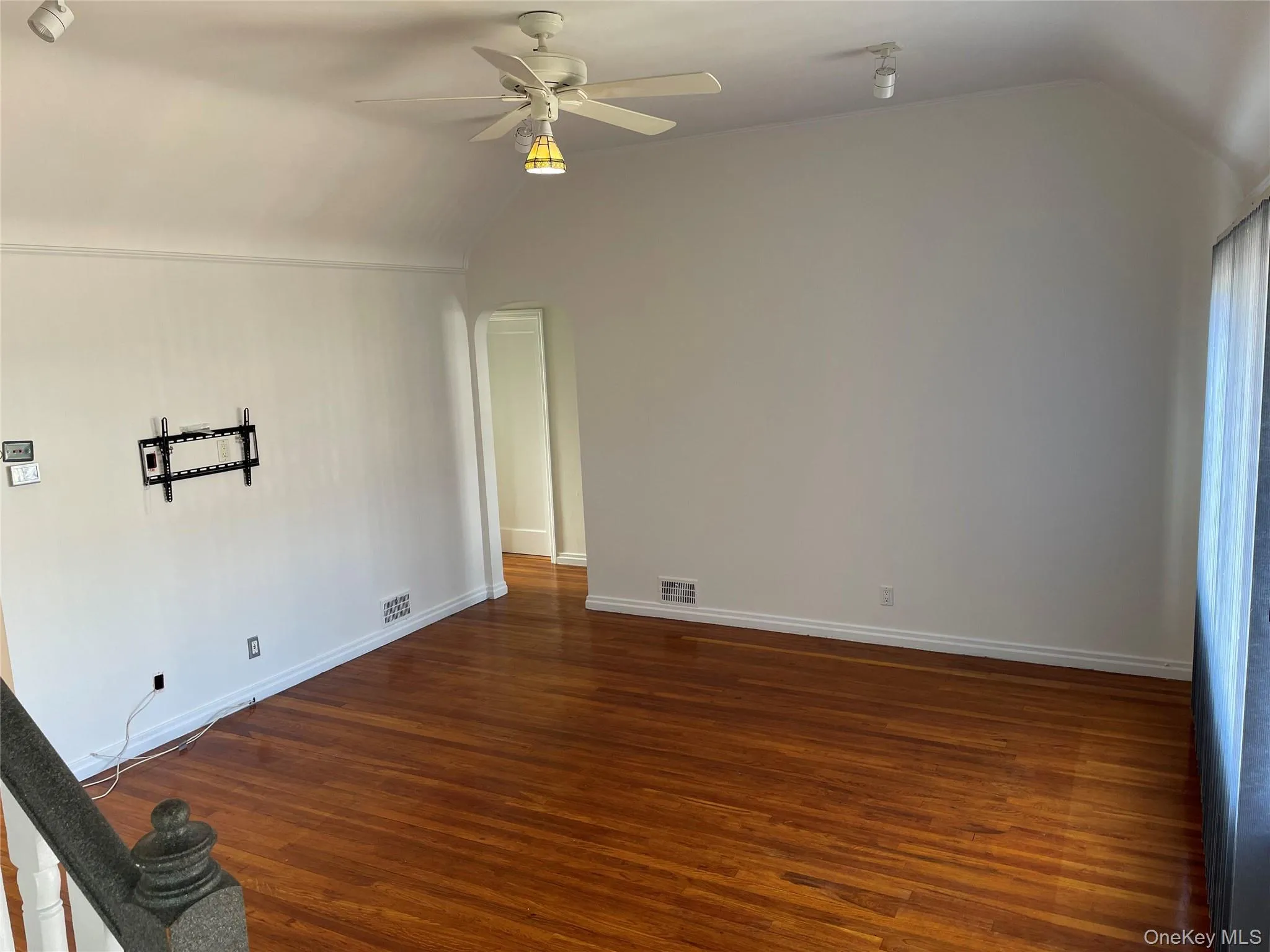 8 Cameron Lane, Hempstead, NY, 3 Bedrooms Bedrooms, 6 Rooms Rooms,3 BathroomsBathrooms,Residential Lease,For Rent,Cameron,0,973644 8 Cameron Lane, Hempstead, NY, 3 Bedrooms Bedrooms, 6 Rooms Rooms,3 BathroomsBathrooms,Residential Lease,For Rent,Cameron,0,973644