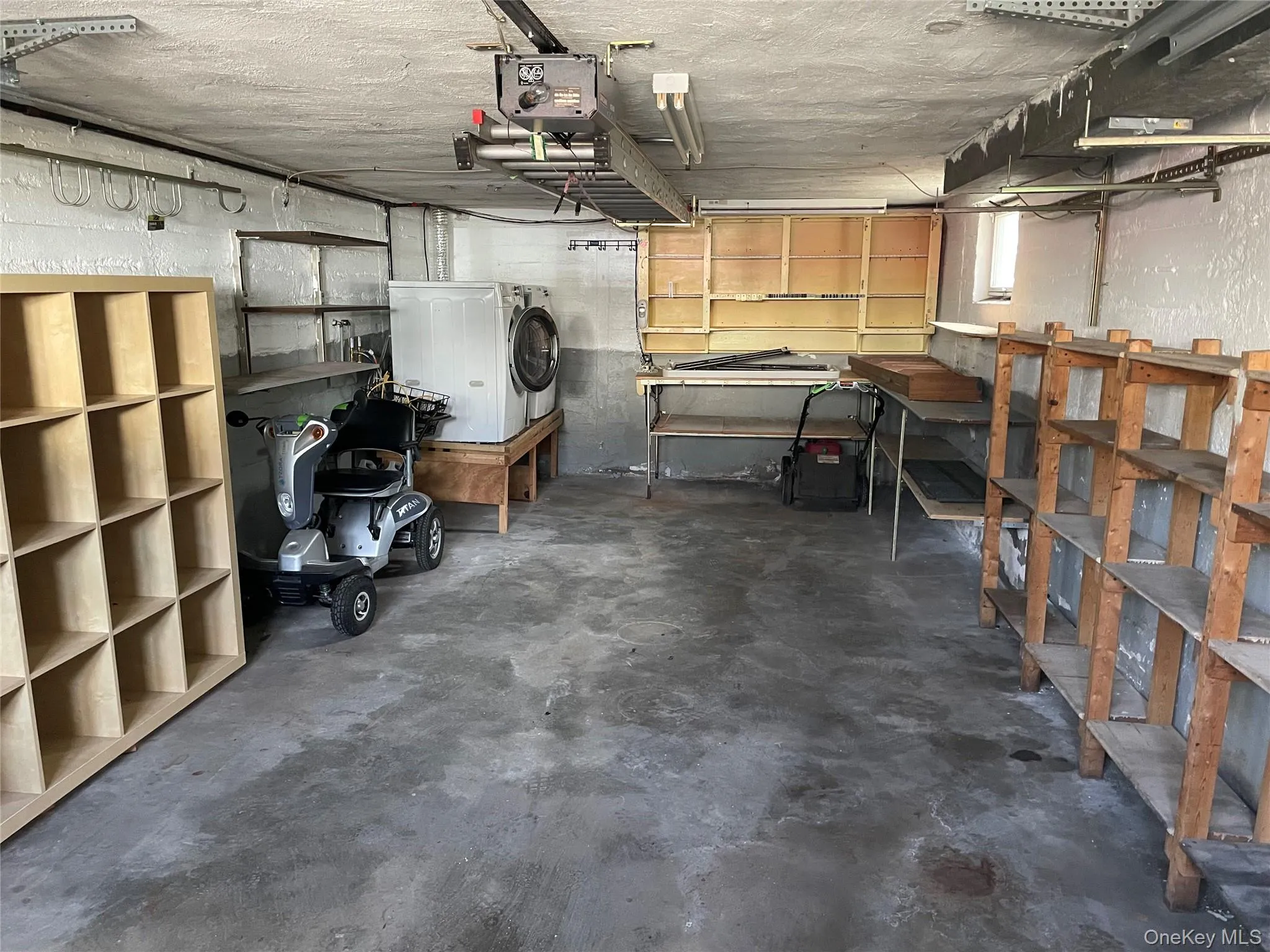 8 Cameron Lane, Hempstead, NY, 3 Bedrooms Bedrooms, 6 Rooms Rooms,3 BathroomsBathrooms,Residential Lease,For Rent,Cameron,0,973644 8 Cameron Lane, Hempstead, NY, 3 Bedrooms Bedrooms, 6 Rooms Rooms,3 BathroomsBathrooms,Residential Lease,For Rent,Cameron,0,973644