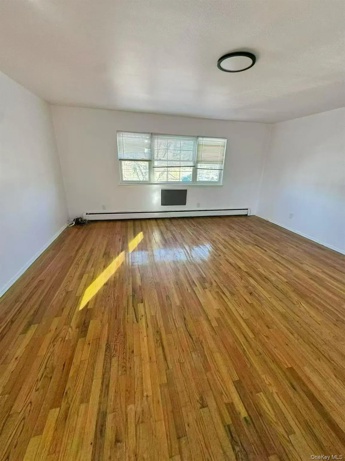 15184 17th Road, New York, NY, 3 Bedrooms Bedrooms, 6 Rooms Rooms,1 BathroomBathrooms,Residential Lease,For Rent,17th,0,973677 15184 17th Road, New York, NY, 3 Bedrooms Bedrooms, 6 Rooms Rooms,1 BathroomBathrooms,Residential Lease,For Rent,17th,0,973677