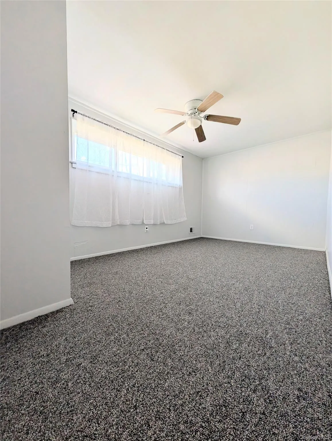 50 Sunburst Drive, Babylon, NY, 1 Bedroom Bedrooms, 3 Rooms Rooms,1 BathroomBathrooms,Residential Lease,For Rent,Sunburst,0,973694 50 Sunburst Drive, Babylon, NY, 1 Bedroom Bedrooms, 3 Rooms Rooms,1 BathroomBathrooms,Residential Lease,For Rent,Sunburst,0,973694