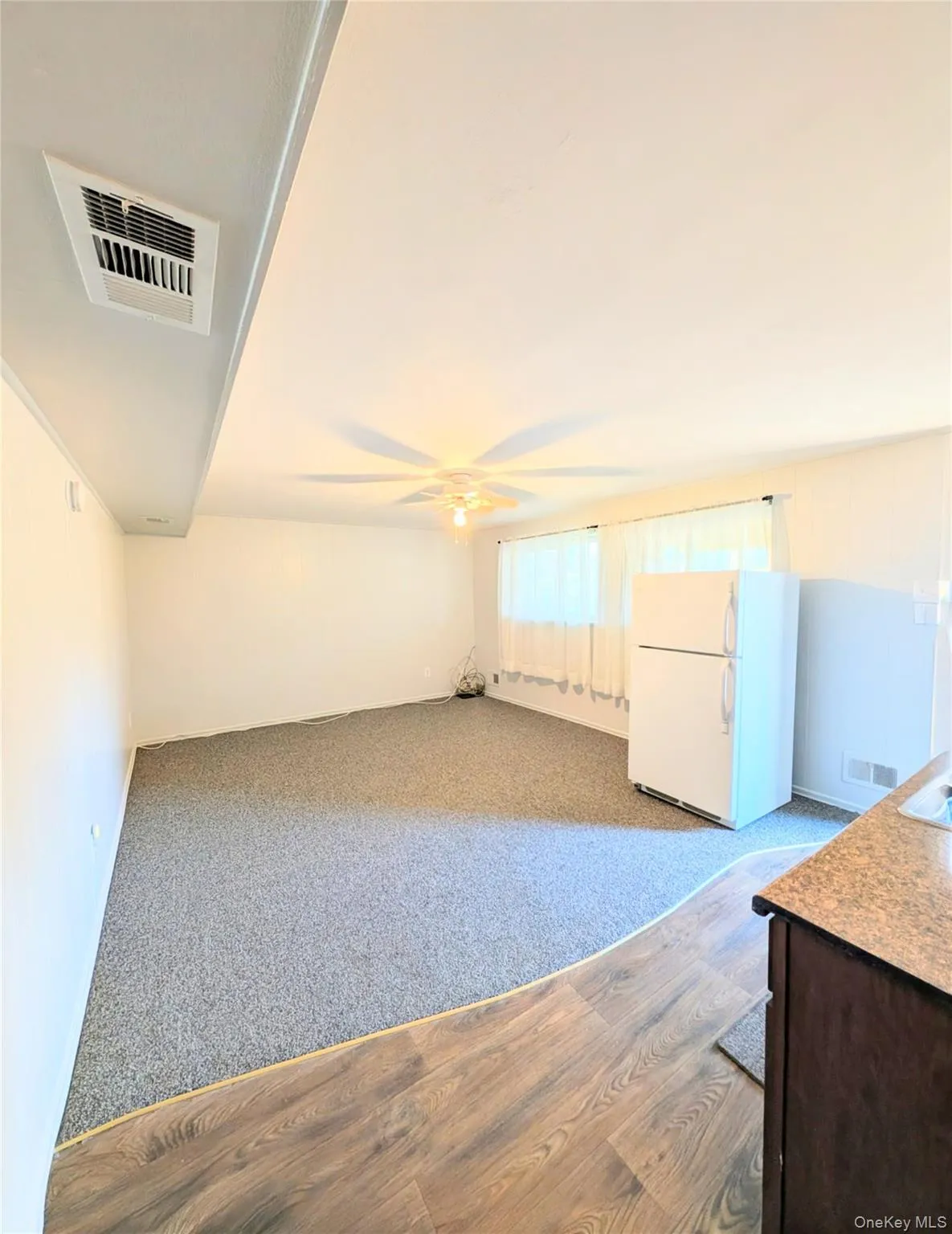 50 Sunburst Drive, Babylon, NY, 1 Bedroom Bedrooms, 3 Rooms Rooms,1 BathroomBathrooms,Residential Lease,For Rent,Sunburst,0,973694 50 Sunburst Drive, Babylon, NY, 1 Bedroom Bedrooms, 3 Rooms Rooms,1 BathroomBathrooms,Residential Lease,For Rent,Sunburst,0,973694