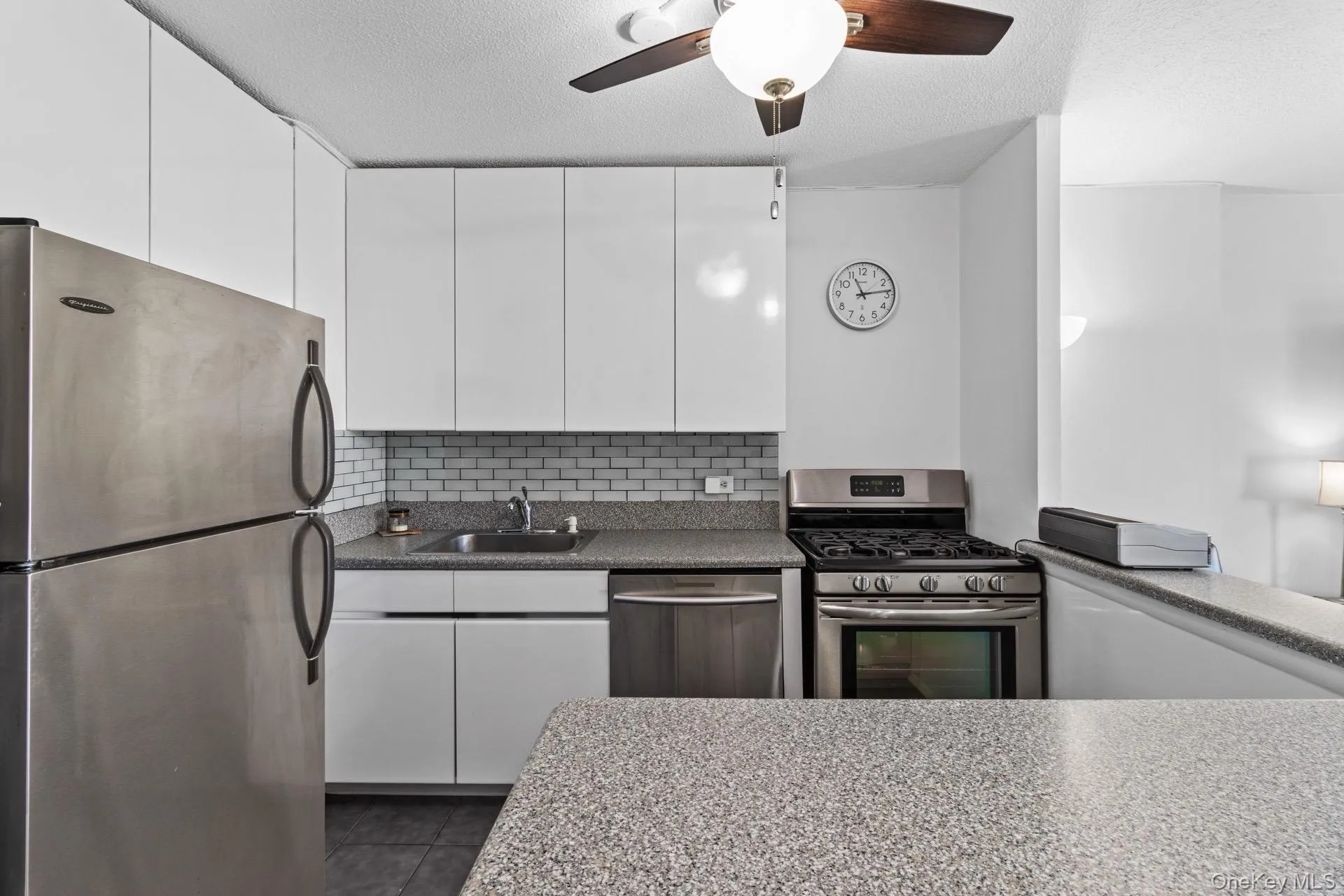 345 93rd Street, New York, NY, 1 Bedroom Bedrooms, 3 Rooms Rooms,1 BathroomBathrooms,Residential,For Rent,93rd,0,973712 345 93rd Street, New York, NY, 1 Bedroom Bedrooms, 3 Rooms Rooms,1 BathroomBathrooms,Residential,For Rent,93rd,0,973712