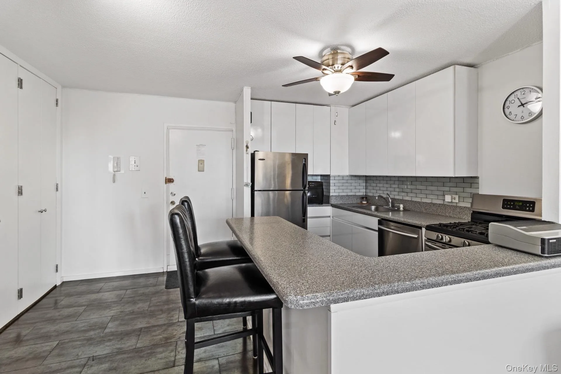 345 93rd Street, New York, NY, 1 Bedroom Bedrooms, 3 Rooms Rooms,1 BathroomBathrooms,Residential,For Rent,93rd,0,973712 345 93rd Street, New York, NY, 1 Bedroom Bedrooms, 3 Rooms Rooms,1 BathroomBathrooms,Residential,For Rent,93rd,0,973712
