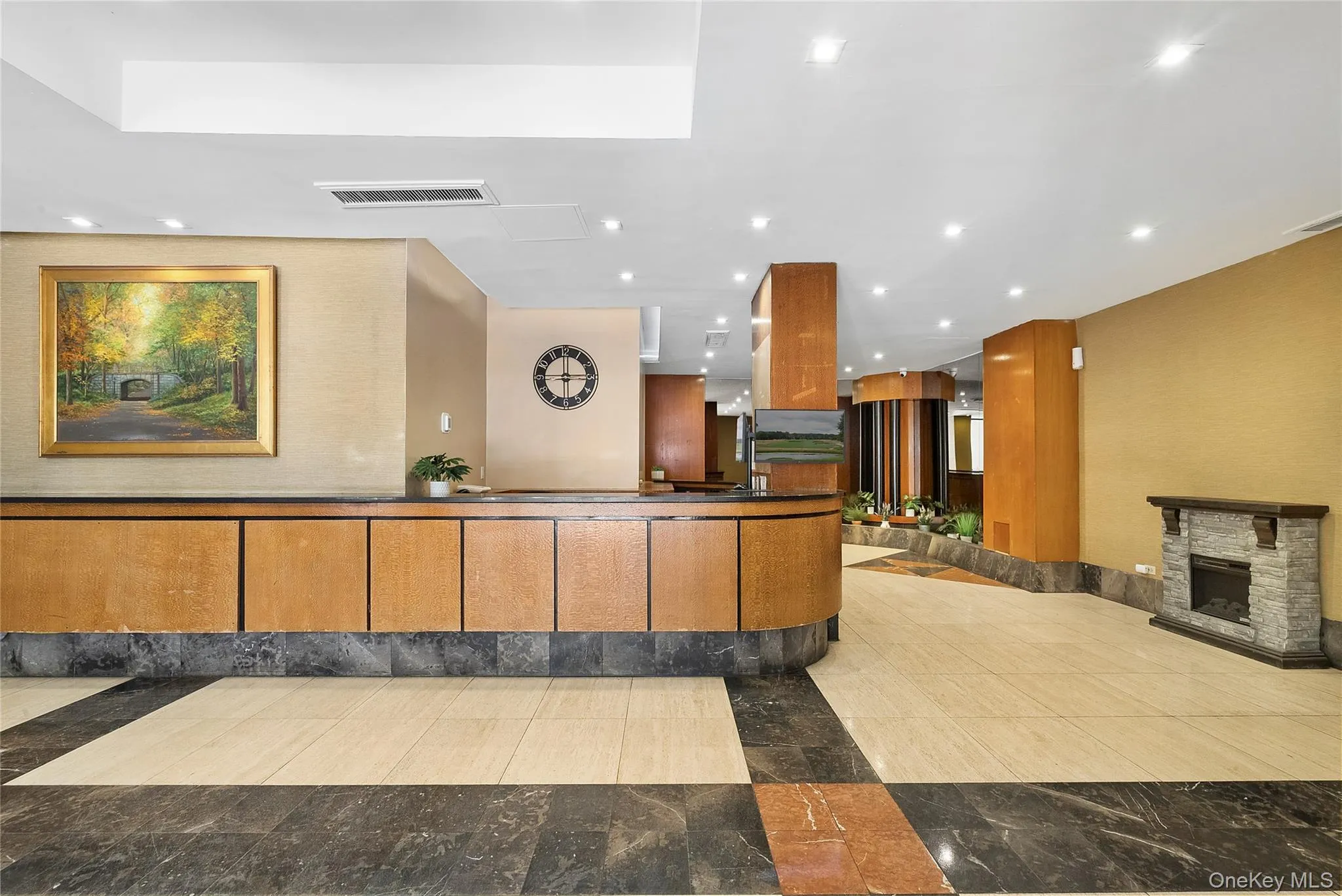 Lobby Lobby