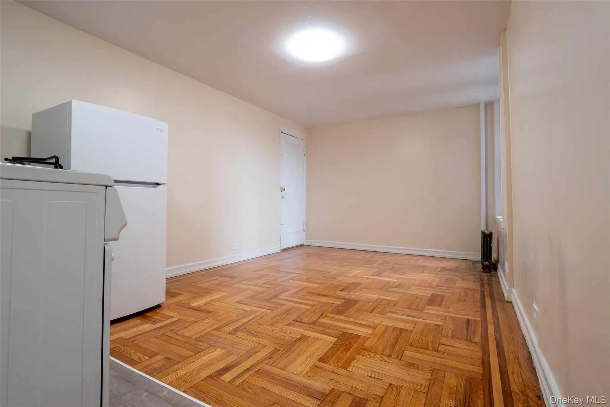 34-58 90 Street, New York, NY, 1 Bedroom Bedrooms, 2 Rooms Rooms,1 BathroomBathrooms,Residential Lease,For Rent,90 Street,0,973737 34-58 90 Street, New York, NY, 1 Bedroom Bedrooms, 2 Rooms Rooms,1 BathroomBathrooms,Residential Lease,For Rent,90 Street,0,973737