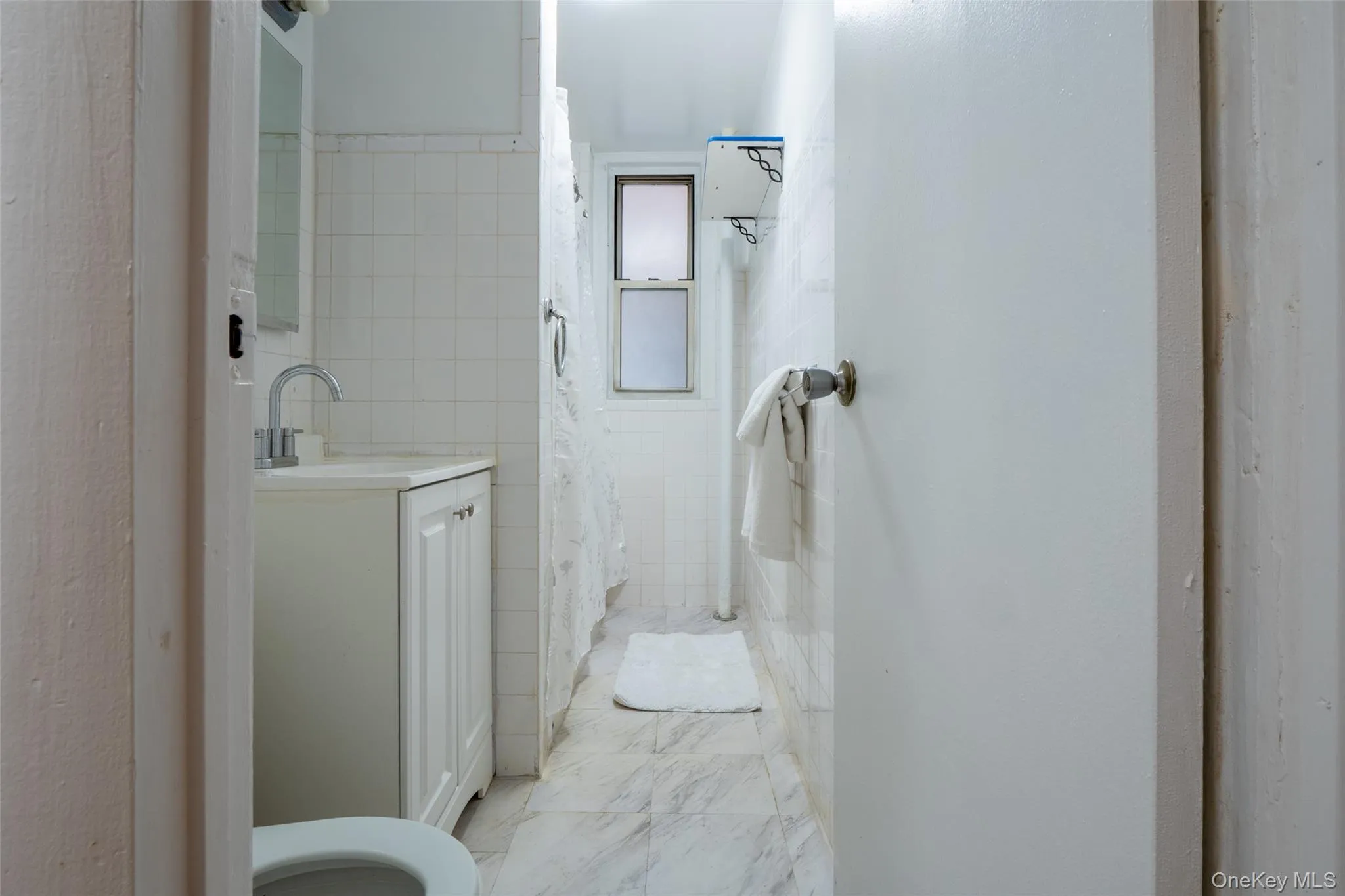 34-58 90 Street, New York, NY, 1 Bedroom Bedrooms, 2 Rooms Rooms,1 BathroomBathrooms,Residential Lease,For Rent,90 Street,0,973737 34-58 90 Street, New York, NY, 1 Bedroom Bedrooms, 2 Rooms Rooms,1 BathroomBathrooms,Residential Lease,For Rent,90 Street,0,973737