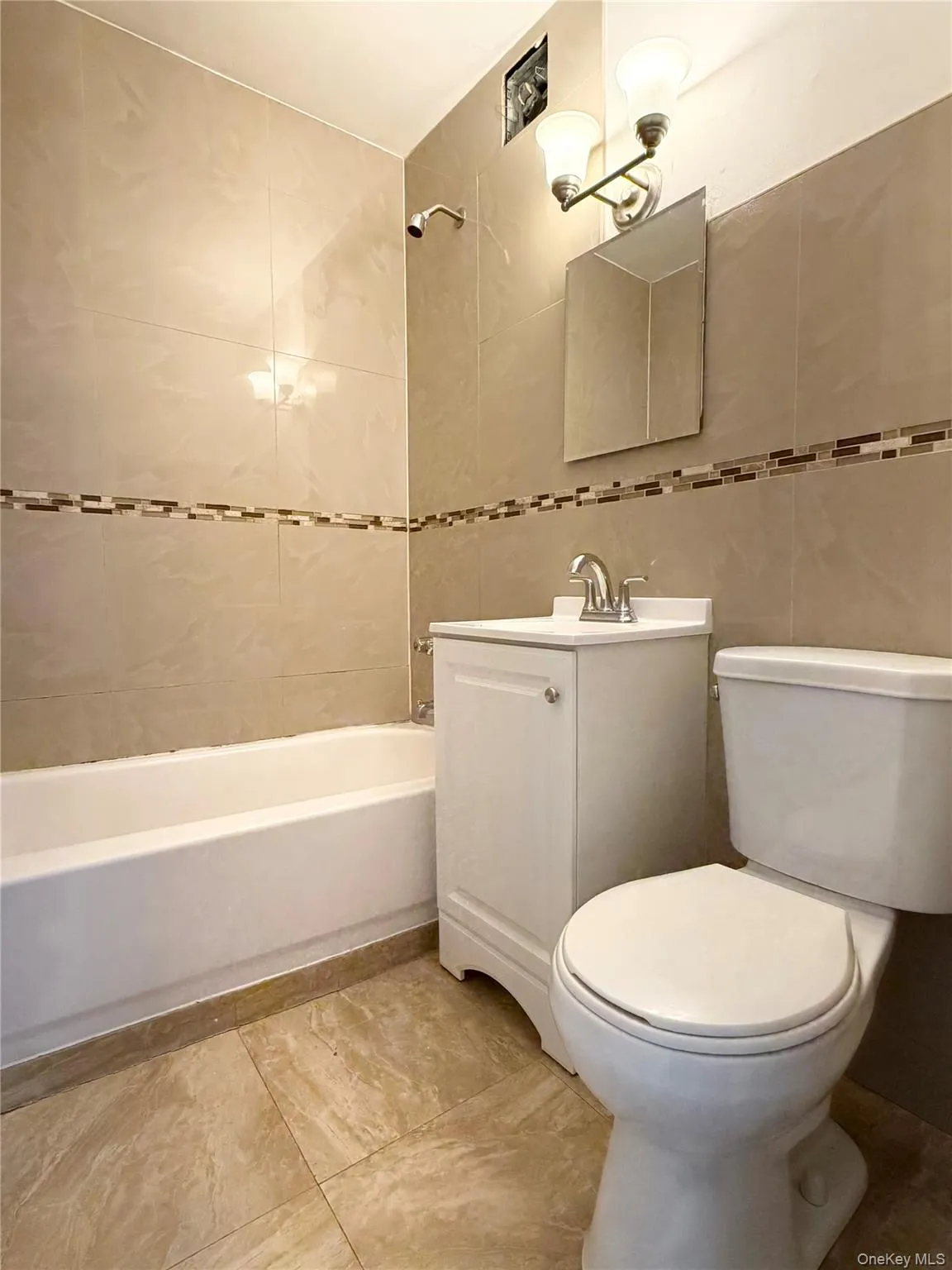 2024 Strang Avenue, New York, NY, 1 Bedroom Bedrooms, 3 Rooms Rooms,1 BathroomBathrooms,Residential Lease,For Rent,Strang,0,973751 2024 Strang Avenue, New York, NY, 1 Bedroom Bedrooms, 3 Rooms Rooms,1 BathroomBathrooms,Residential Lease,For Rent,Strang,0,973751