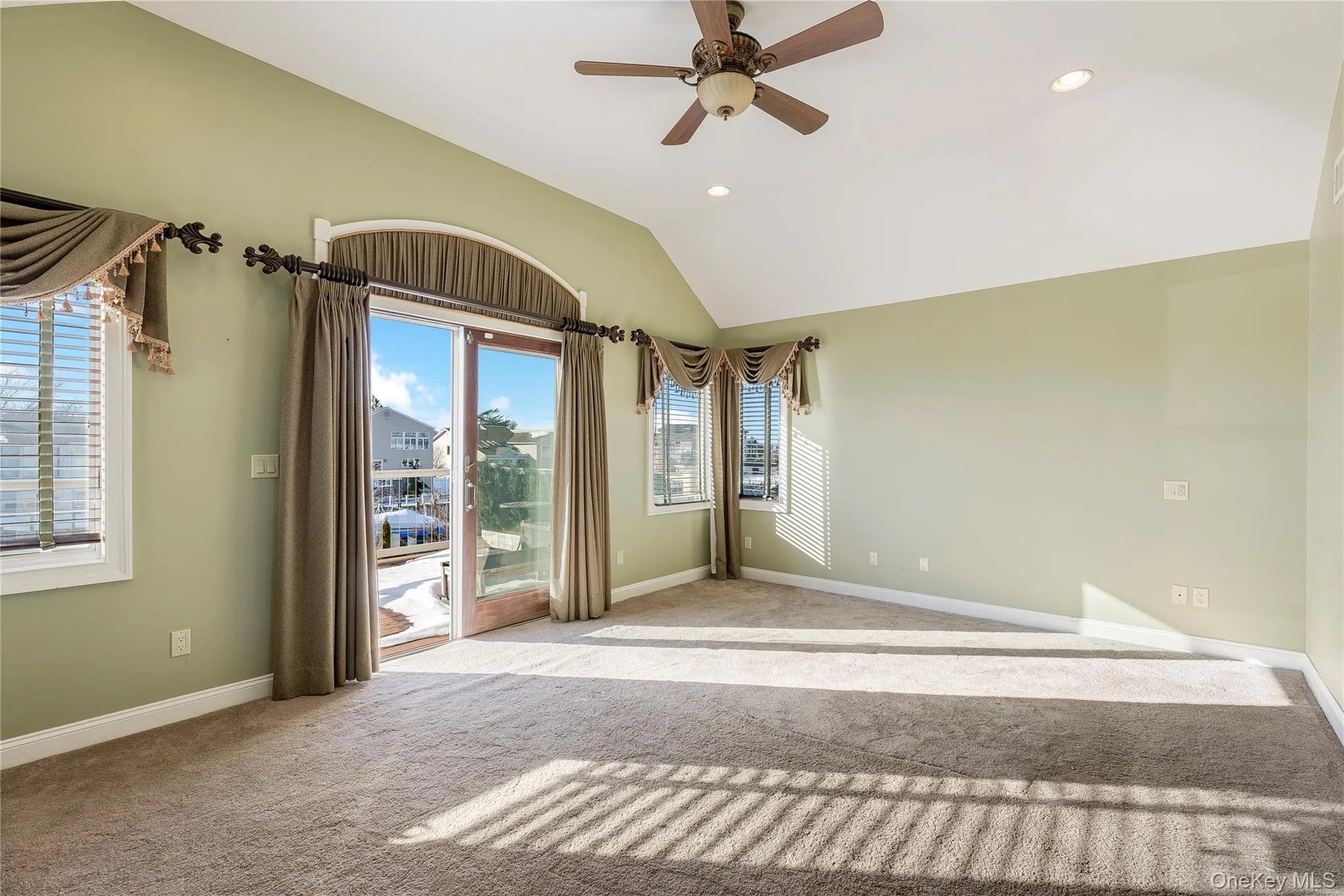 2904 Riverside Drive, Hempstead, NY, 5 Bedrooms Bedrooms, 12 Rooms Rooms,3 BathroomsBathrooms,Residential,For Rent,Riverside,0,973760 2904 Riverside Drive, Hempstead, NY, 5 Bedrooms Bedrooms, 12 Rooms Rooms,3 BathroomsBathrooms,Residential,For Rent,Riverside,0,973760
