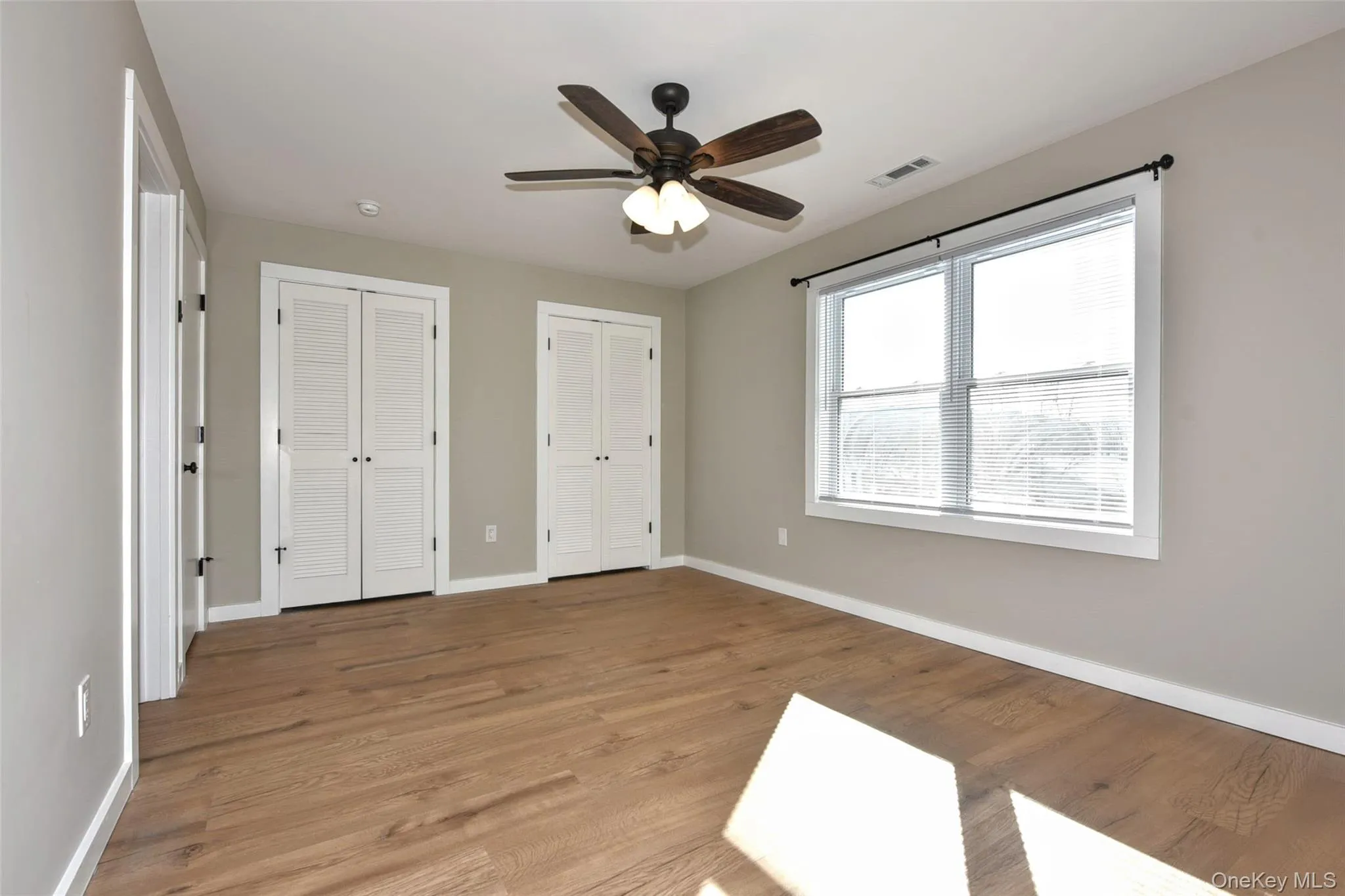 Two double closets/wood floors Two double closets/wood floors