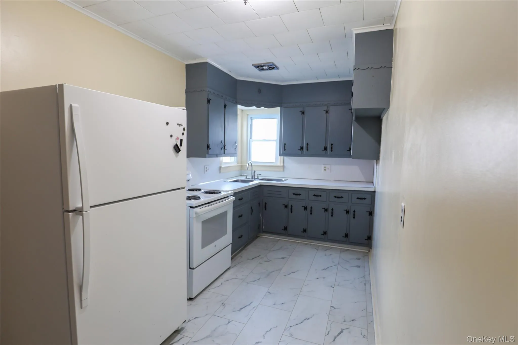 156 Lampman Avenue, Esopus, NY, 2 Bedrooms Bedrooms, 4 Rooms Rooms,1 BathroomBathrooms,Residential Lease,For Rent,Lampman,0,973767 156 Lampman Avenue, Esopus, NY, 2 Bedrooms Bedrooms, 4 Rooms Rooms,1 BathroomBathrooms,Residential Lease,For Rent,Lampman,0,973767