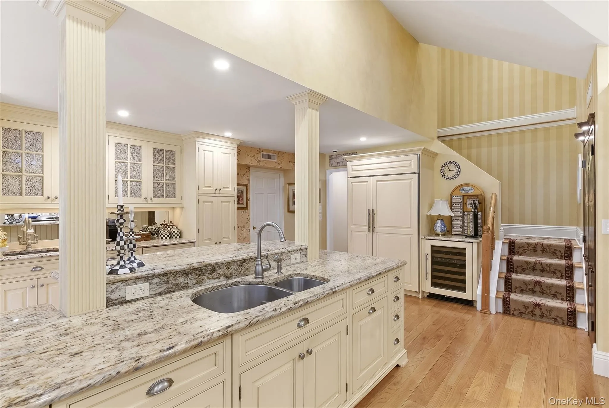 2 Shore Drive, North Hempstead, NY, 5 Bedrooms Bedrooms, 17 Rooms Rooms,5 BathroomsBathrooms,Residential,For Rent,Shore,0,973772 2 Shore Drive, North Hempstead, NY, 5 Bedrooms Bedrooms, 17 Rooms Rooms,5 BathroomsBathrooms,Residential,For Rent,Shore,0,973772