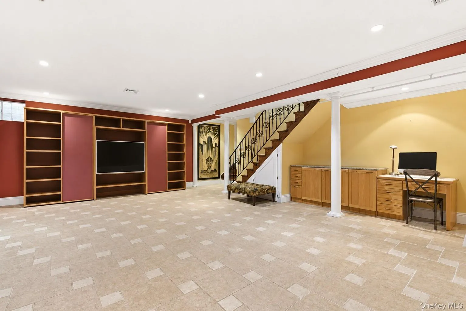 2 Shore Drive, North Hempstead, NY, 5 Bedrooms Bedrooms, 17 Rooms Rooms,5 BathroomsBathrooms,Residential,For Rent,Shore,0,973772 2 Shore Drive, North Hempstead, NY, 5 Bedrooms Bedrooms, 17 Rooms Rooms,5 BathroomsBathrooms,Residential,For Rent,Shore,0,973772