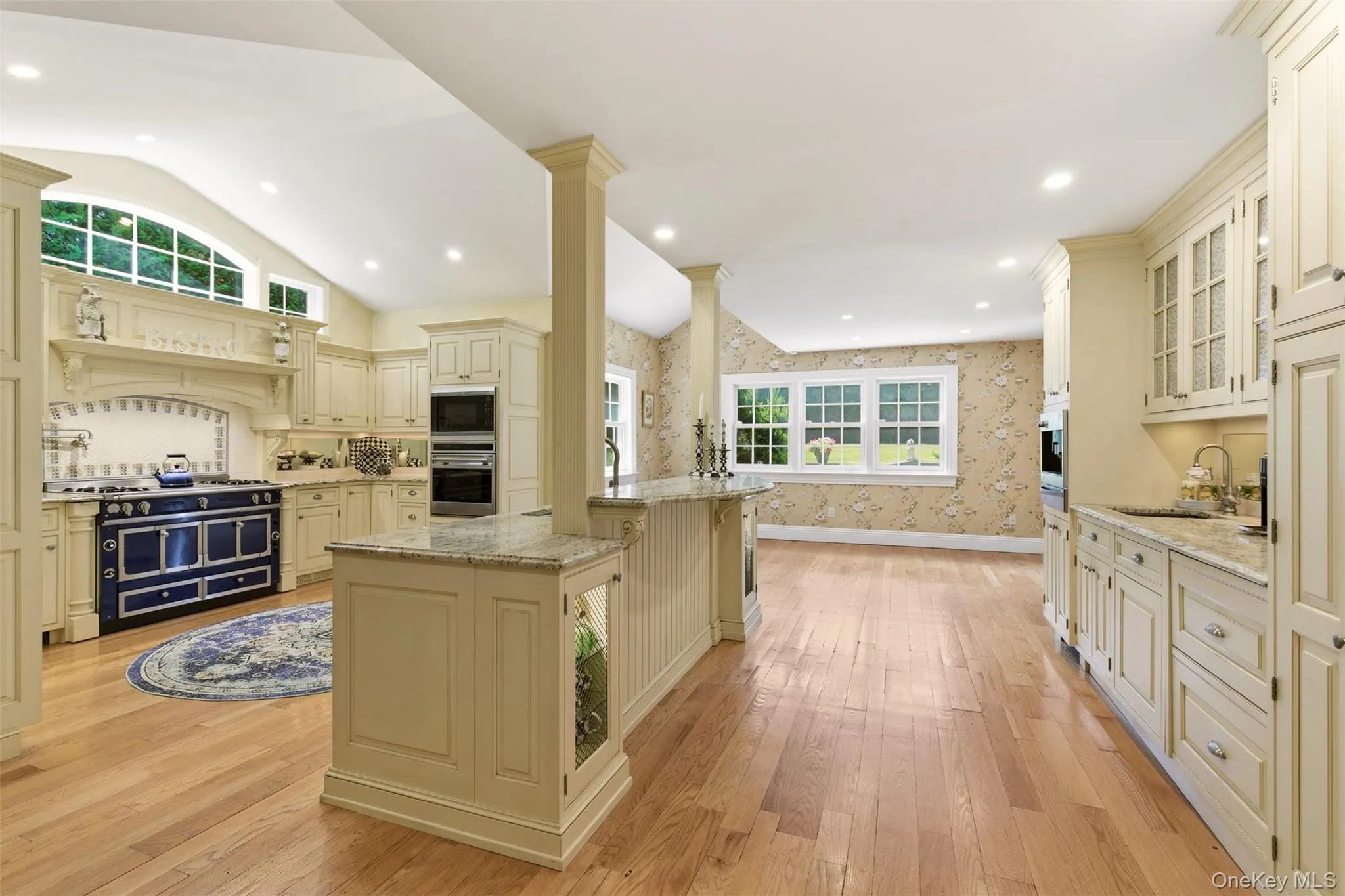 2 Shore Drive, North Hempstead, NY, 5 Bedrooms Bedrooms, 17 Rooms Rooms,5 BathroomsBathrooms,Residential,For Rent,Shore,0,973772 2 Shore Drive, North Hempstead, NY, 5 Bedrooms Bedrooms, 17 Rooms Rooms,5 BathroomsBathrooms,Residential,For Rent,Shore,0,973772