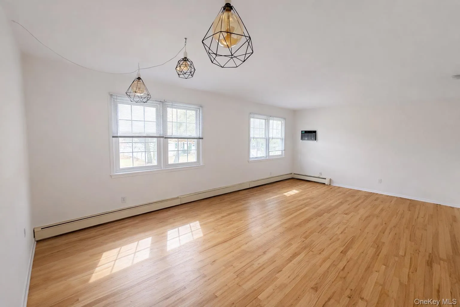 14 Upland Drive, Huntington, NY, 3 Bedrooms Bedrooms, 5 Rooms Rooms,1 BathroomBathrooms,Residential Lease,For Rent,Upland,0,973777 14 Upland Drive, Huntington, NY, 3 Bedrooms Bedrooms, 5 Rooms Rooms,1 BathroomBathrooms,Residential Lease,For Rent,Upland,0,973777